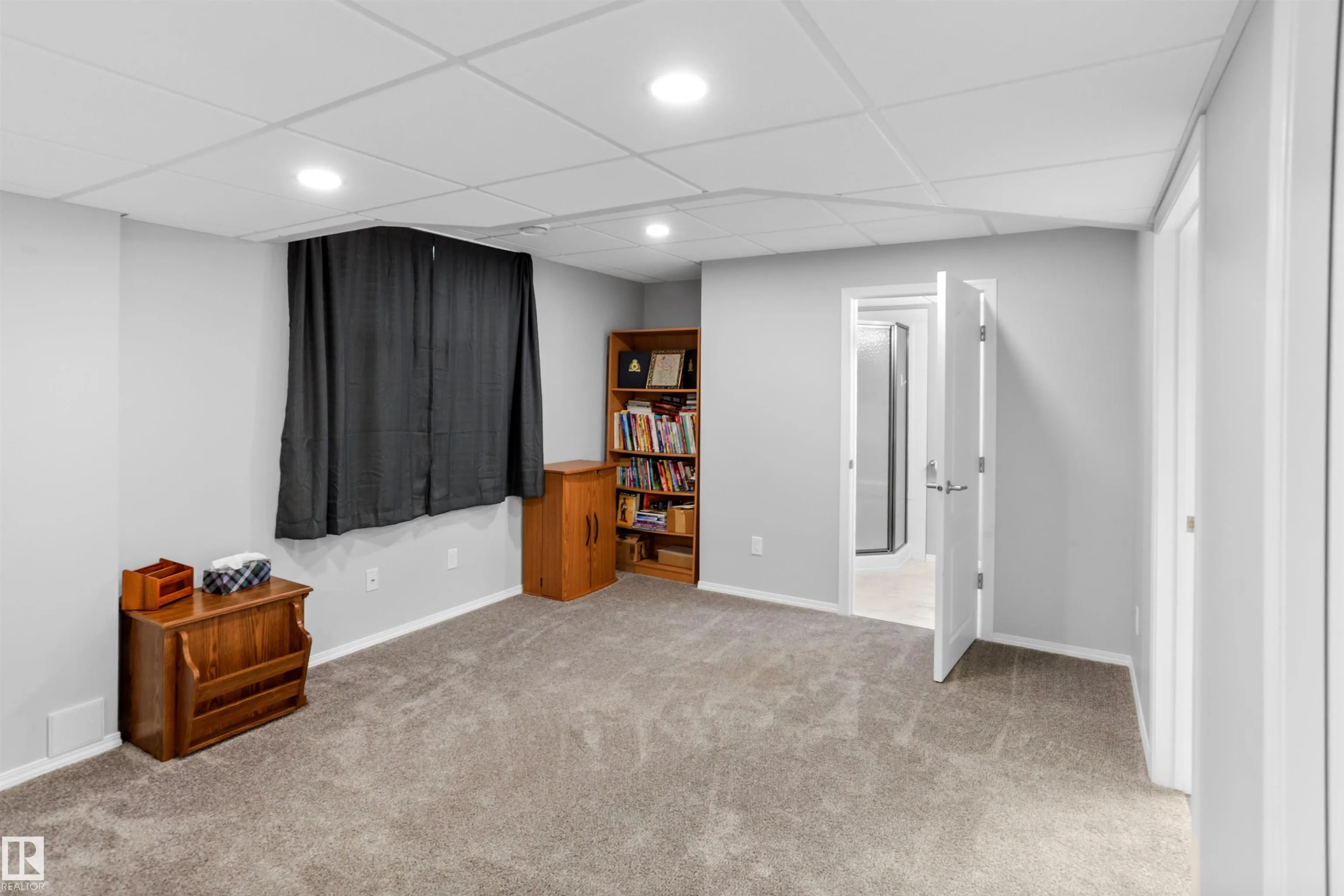 80 BIRCHWOOD Drive