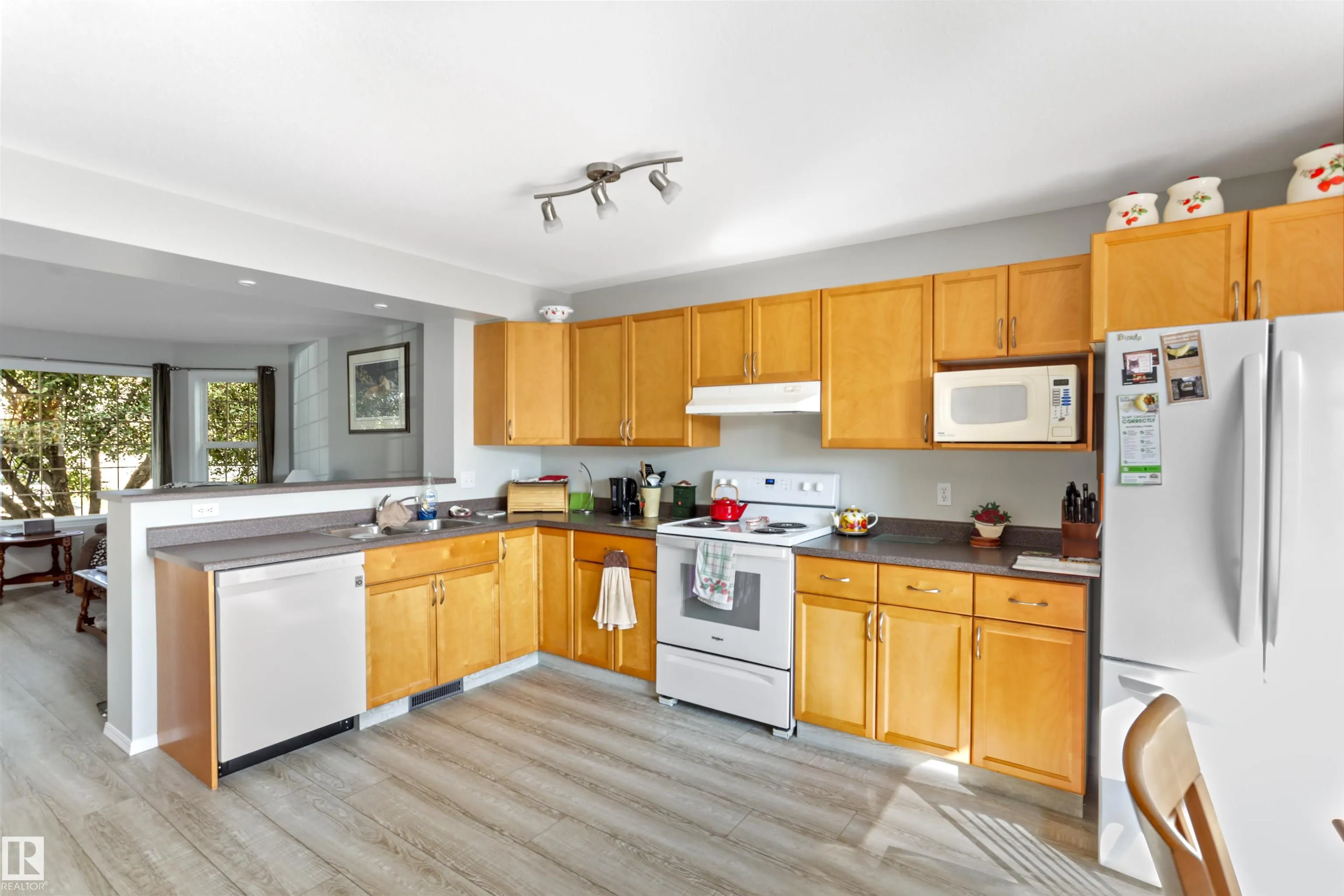 80 BIRCHWOOD Drive