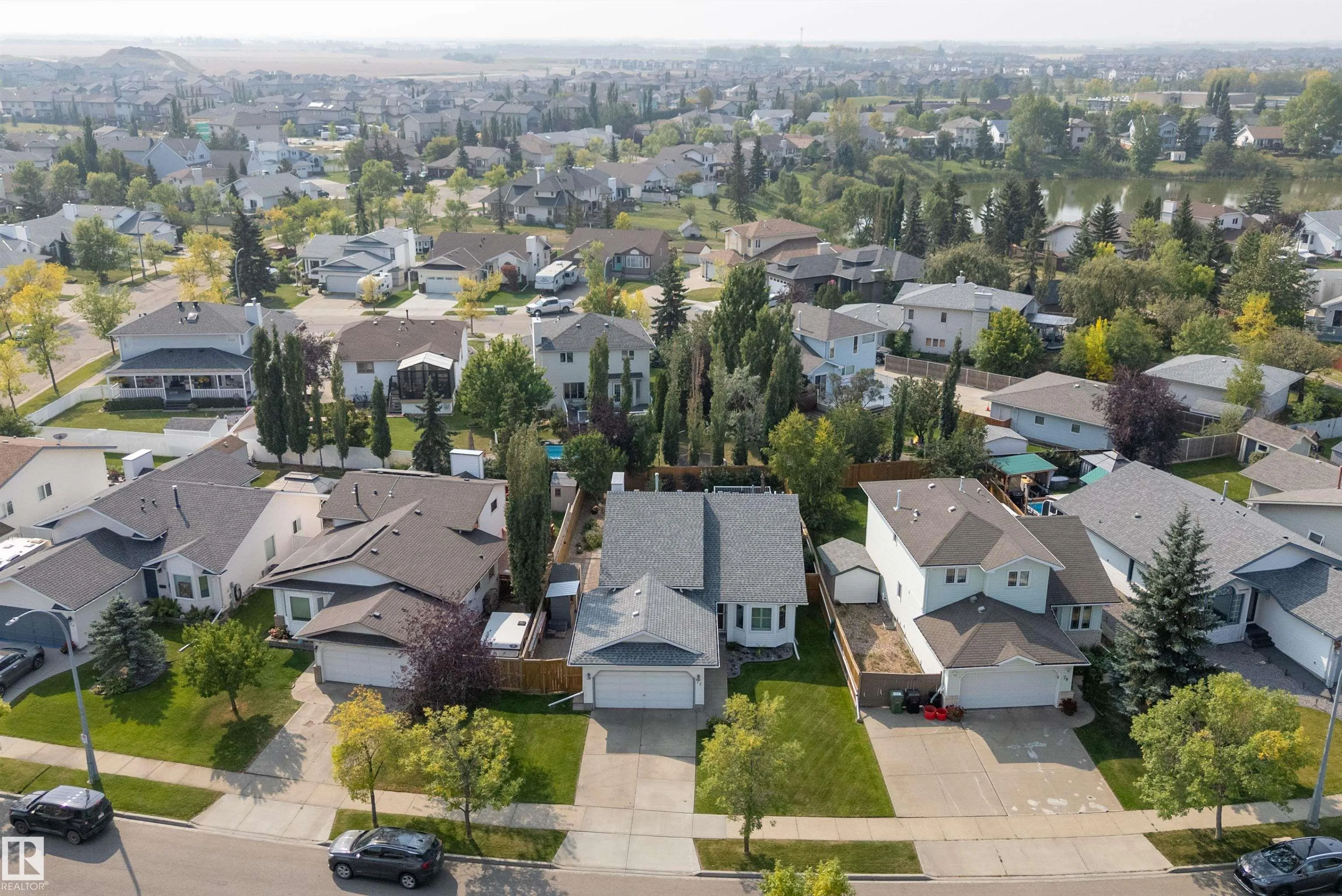 77 Meadowview Drive