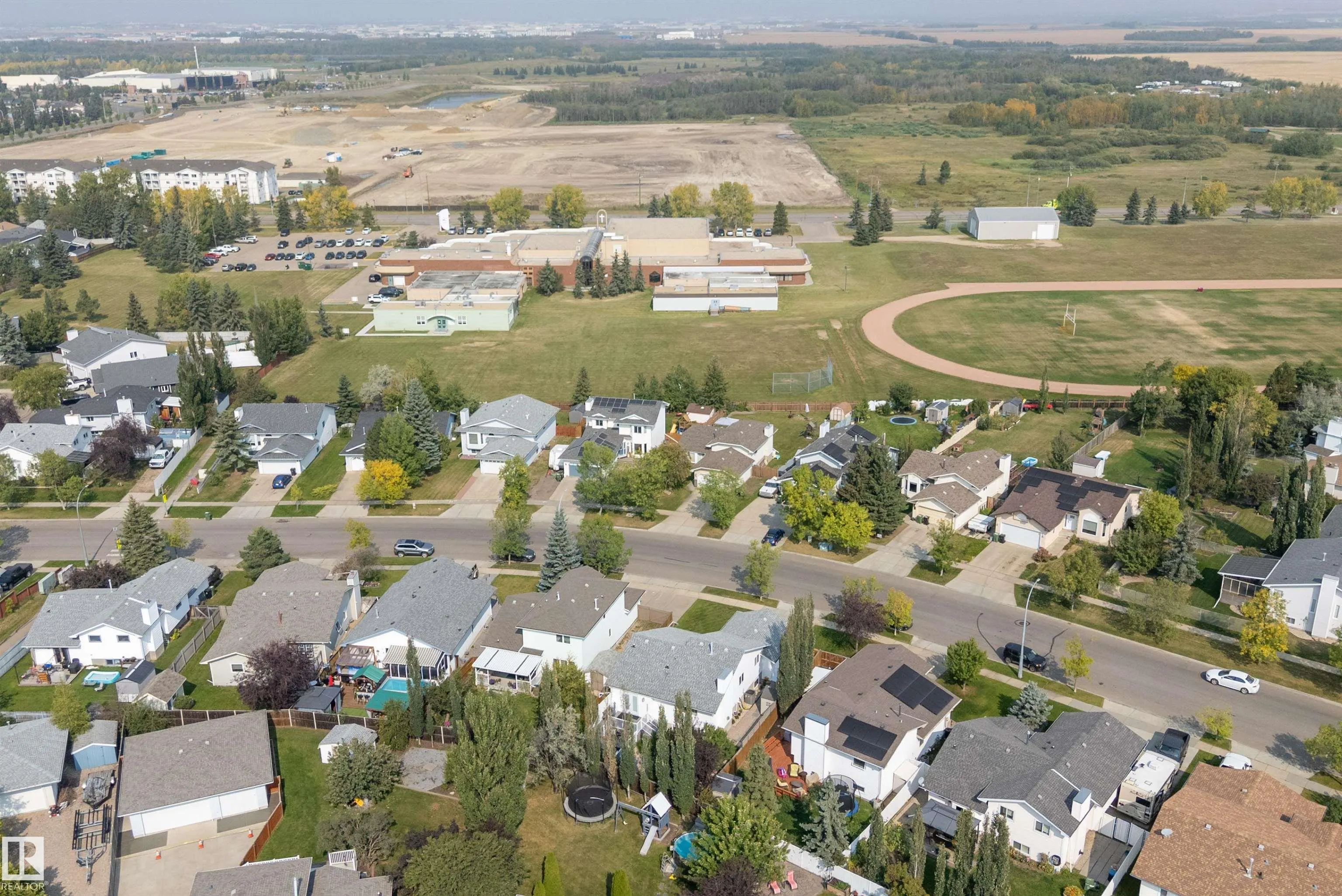 77 Meadowview Drive
