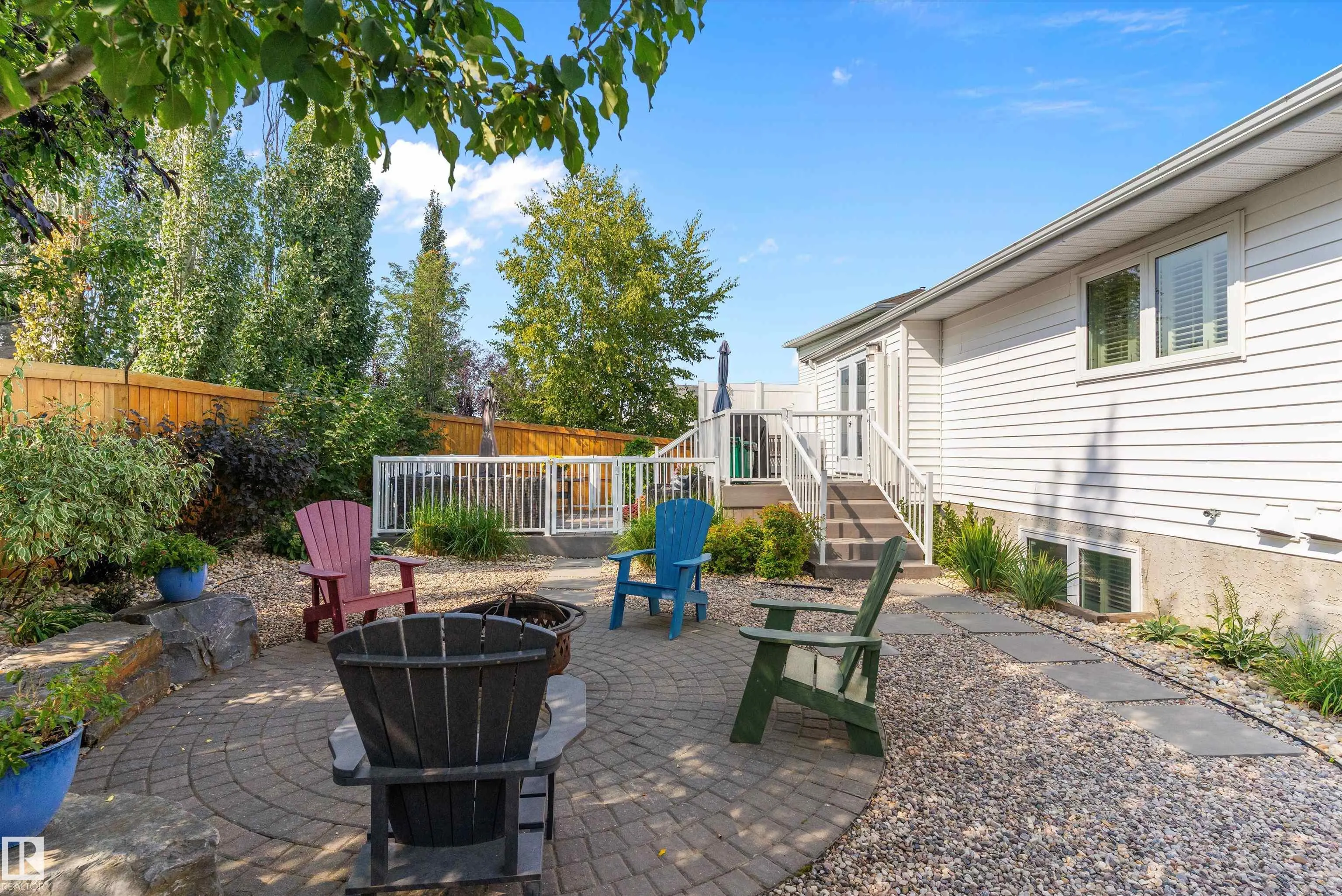 77 Meadowview Drive