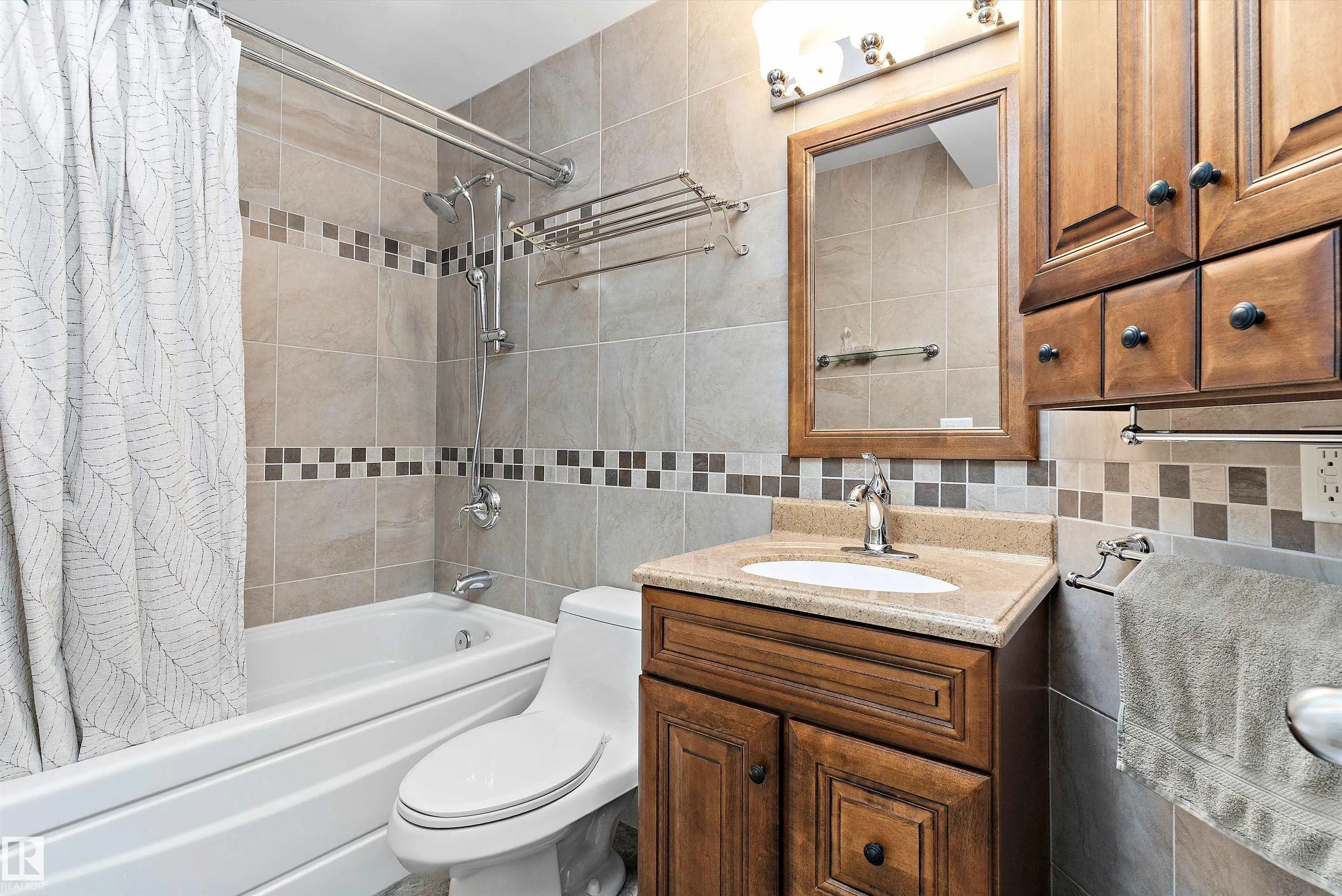 77 Meadowview Drive
