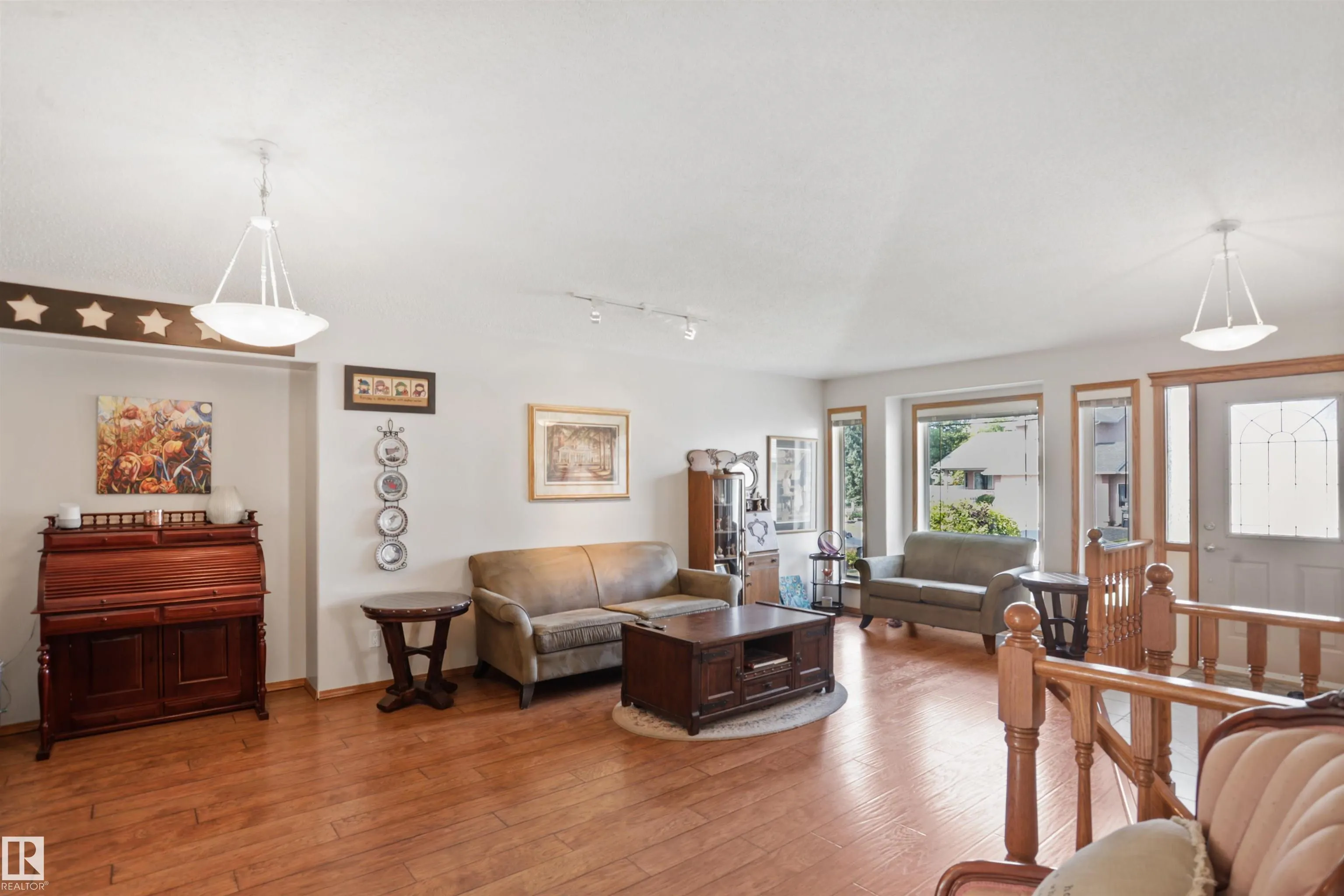 150 HIGHWOOD Crescent