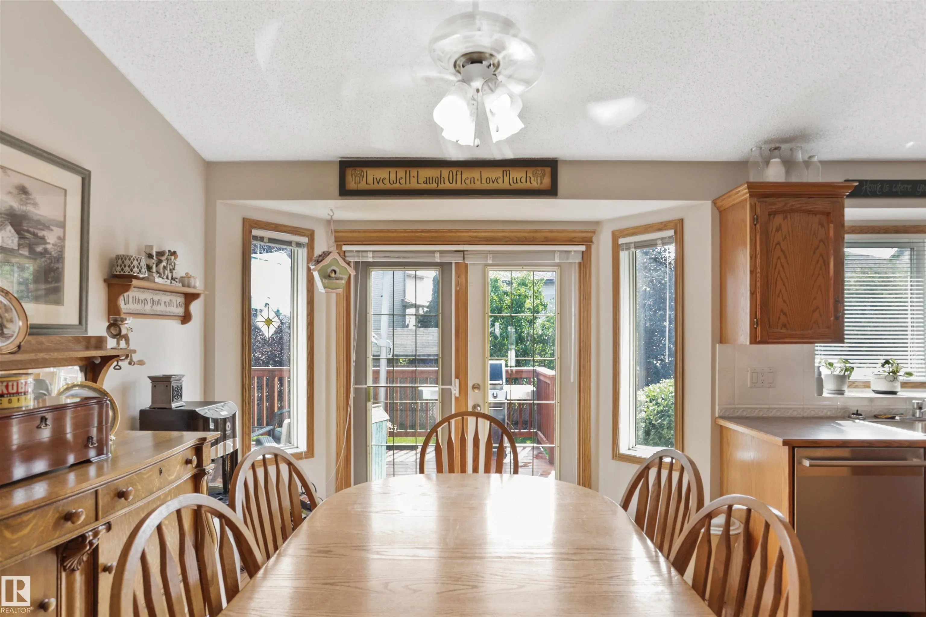 150 HIGHWOOD Crescent