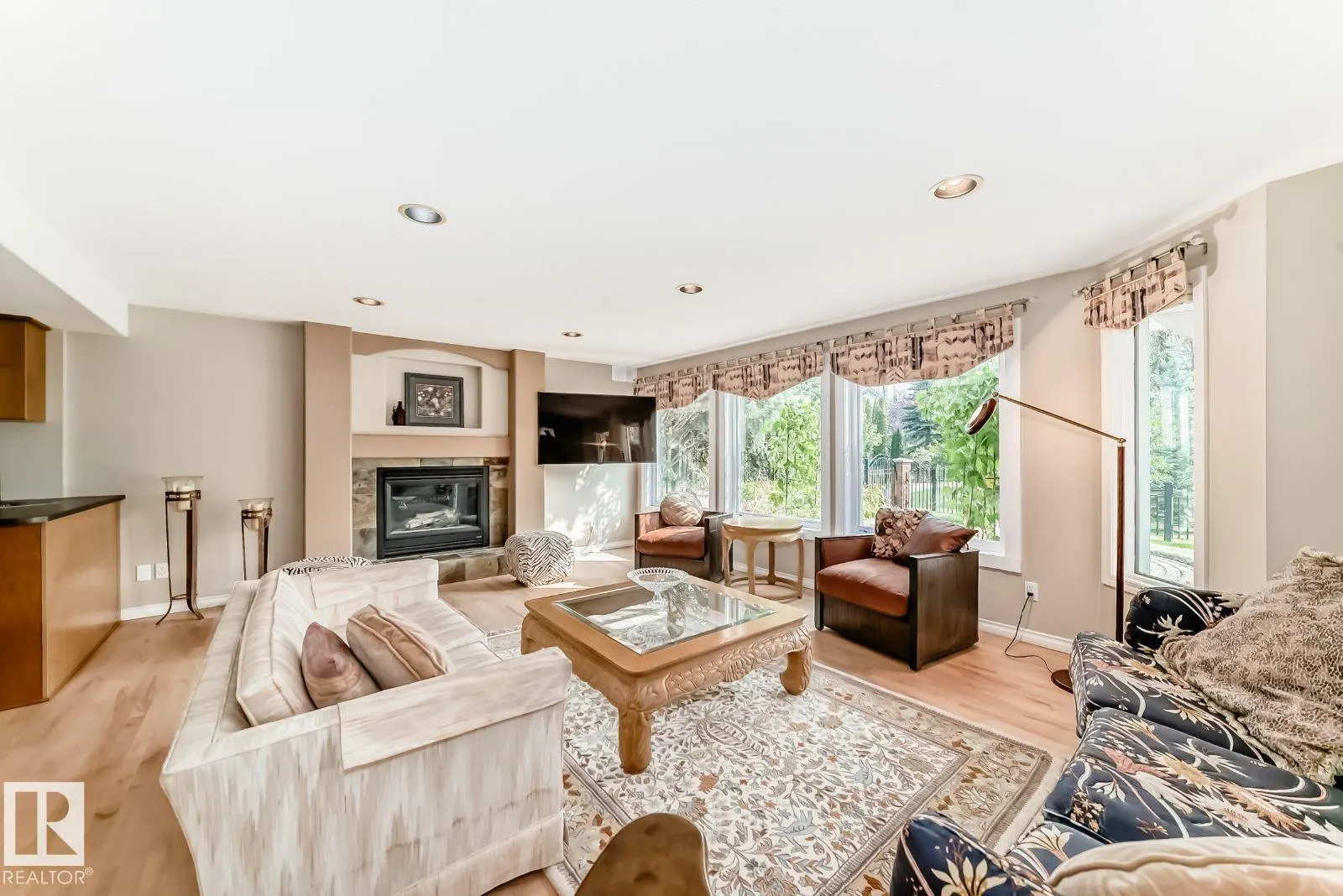 633 BUTTERWORTH Wynd