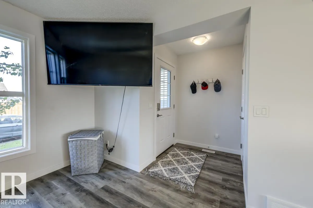21007 130 Avenue
