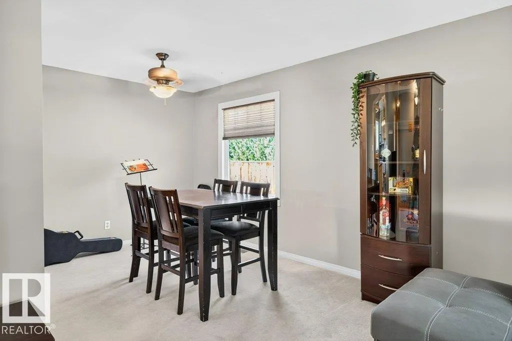 15 SUNNYSIDE Crescent