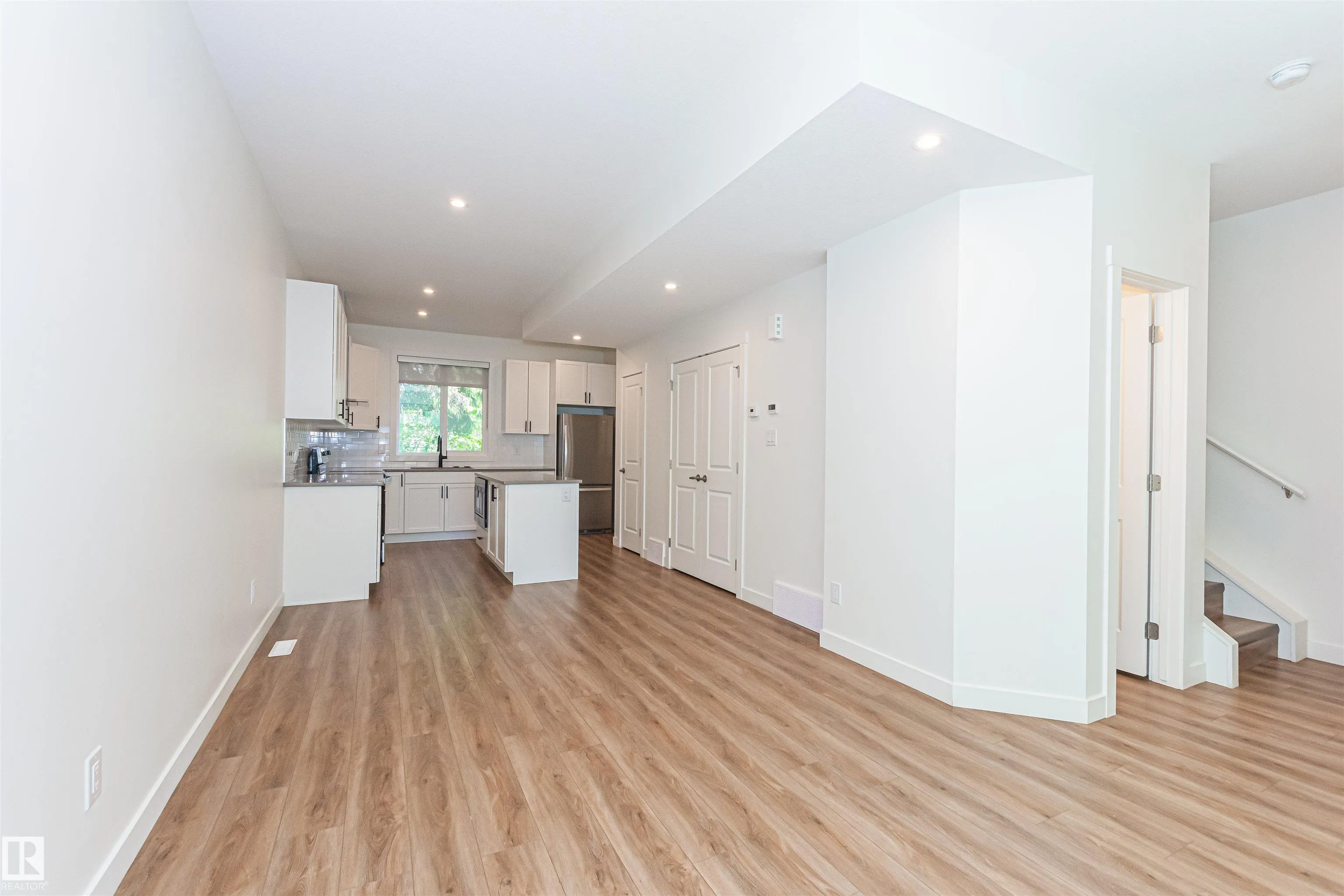 12220/22/24/26 112 Avenue