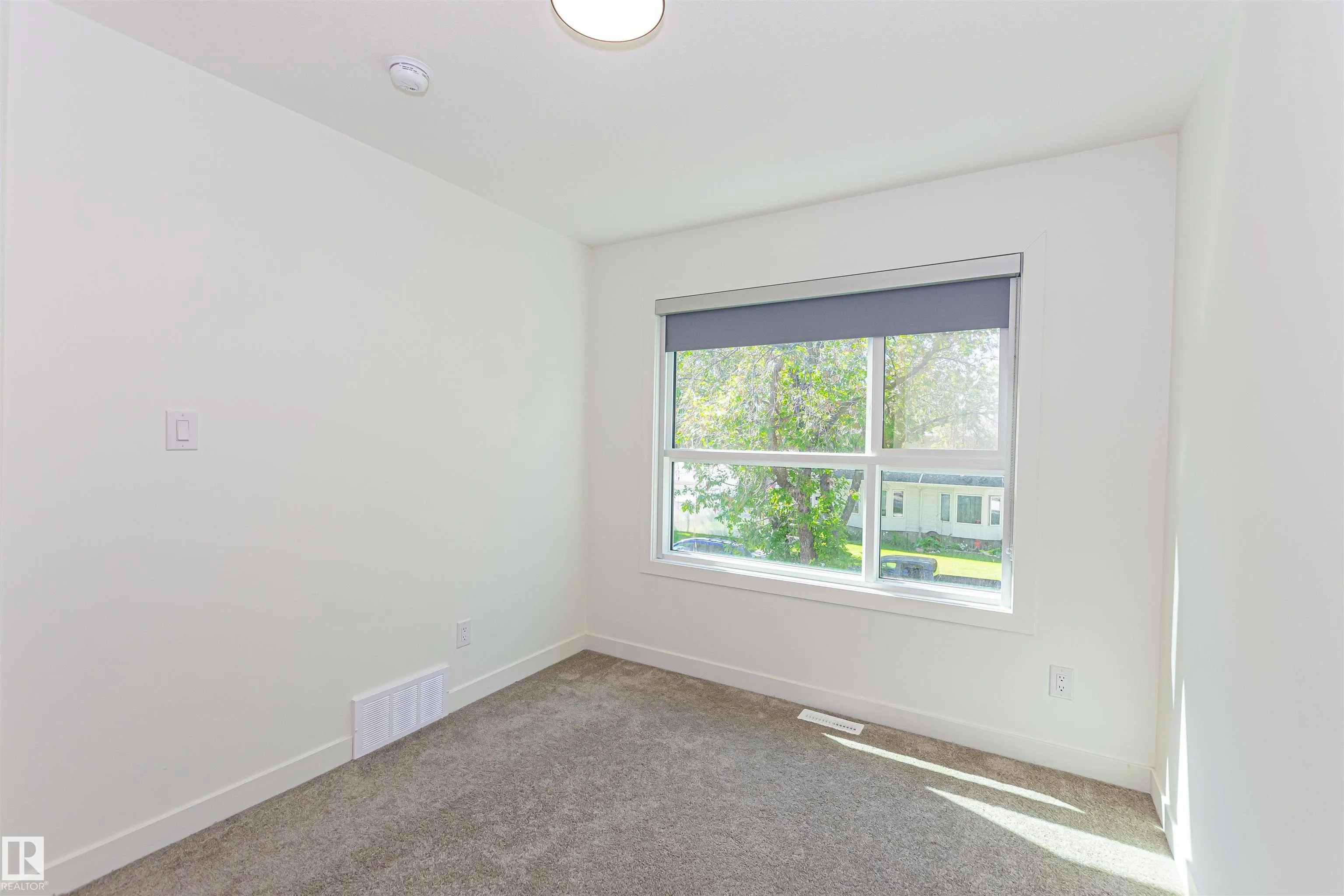 12220/22/24/26 112 Avenue