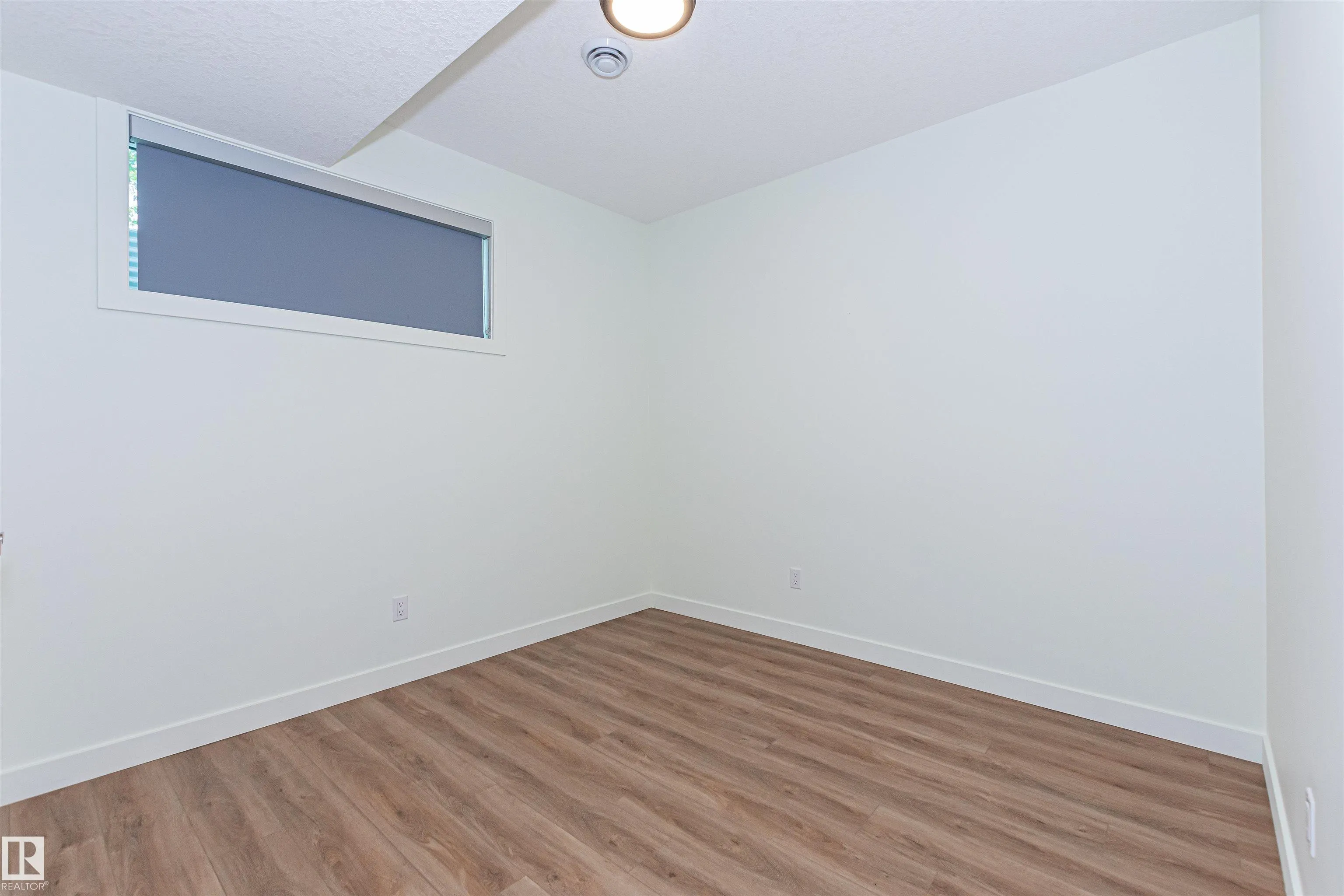 12220/22/24/26 112 Avenue
