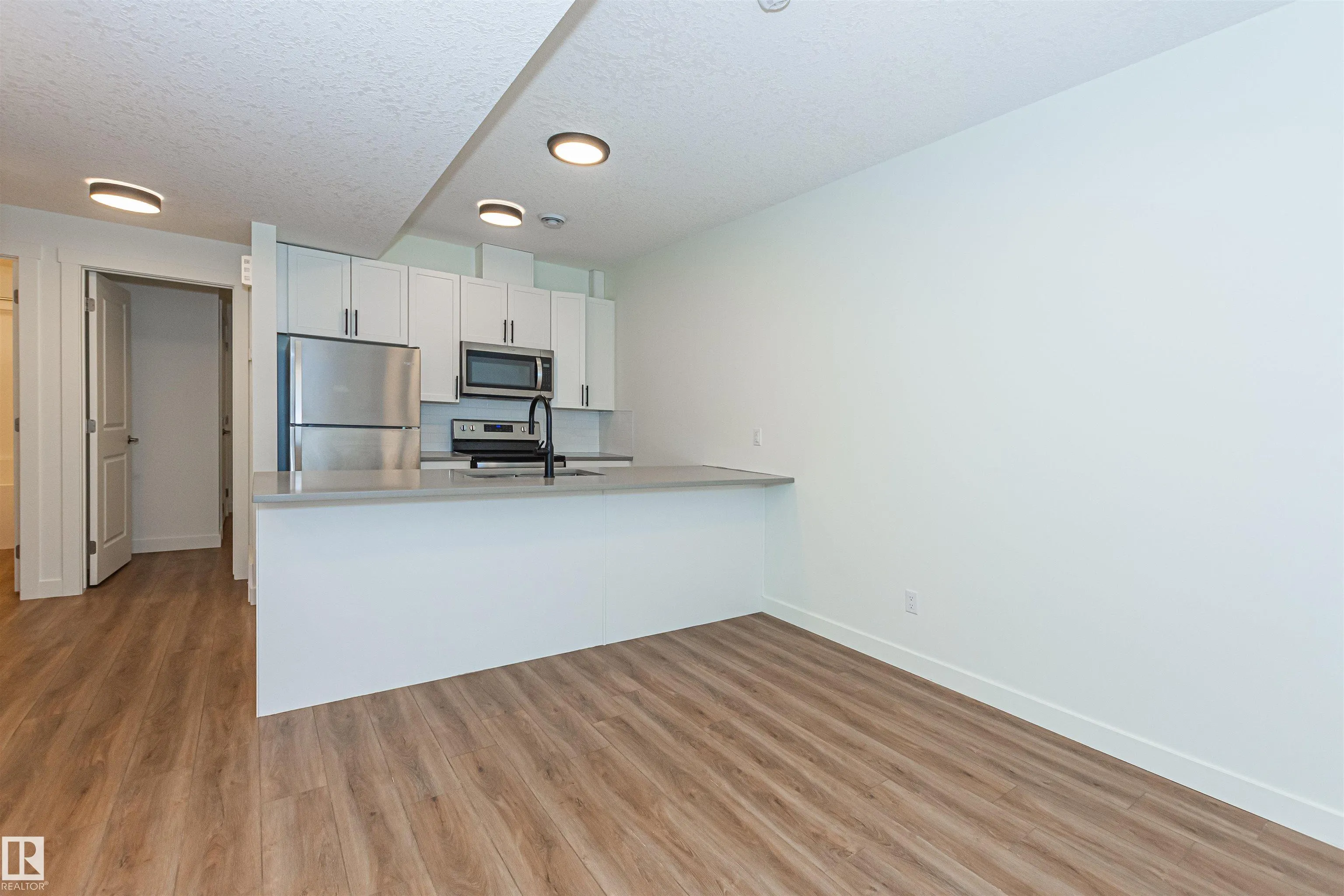 12220/22/24/26 112 Avenue