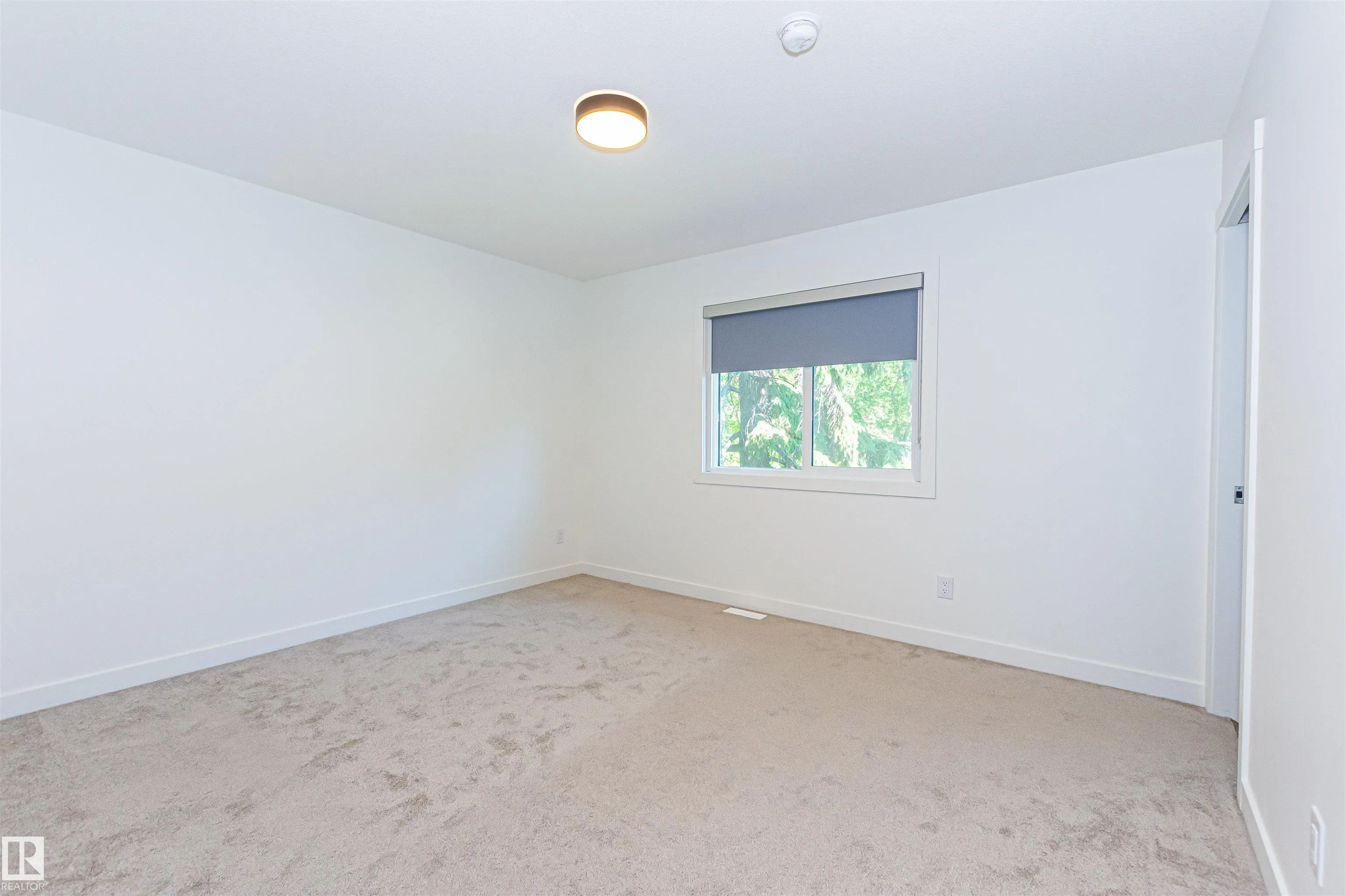 12220/22/24/26 112 Avenue