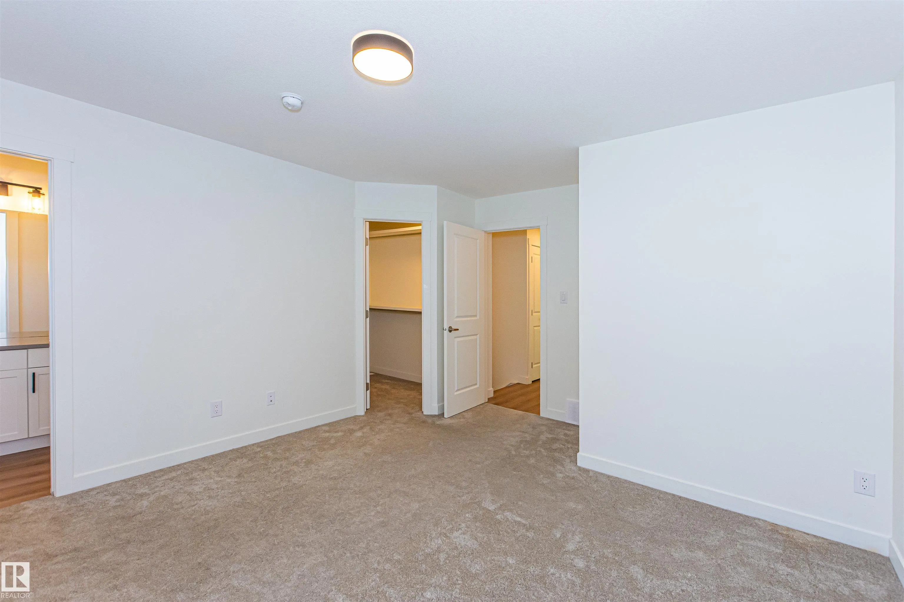 12220/22/24/26 112 Avenue