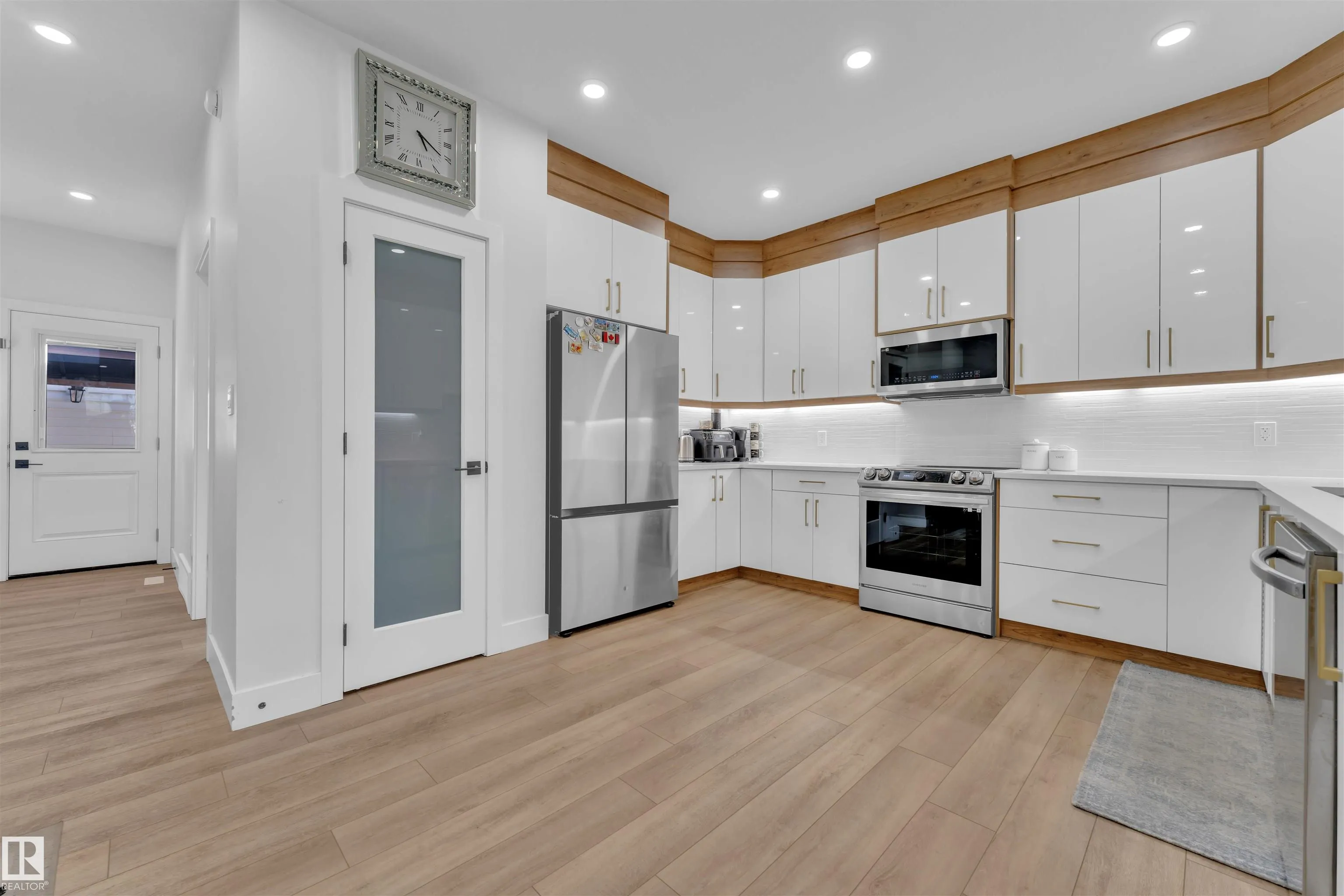 244 ROLSTON Wynd