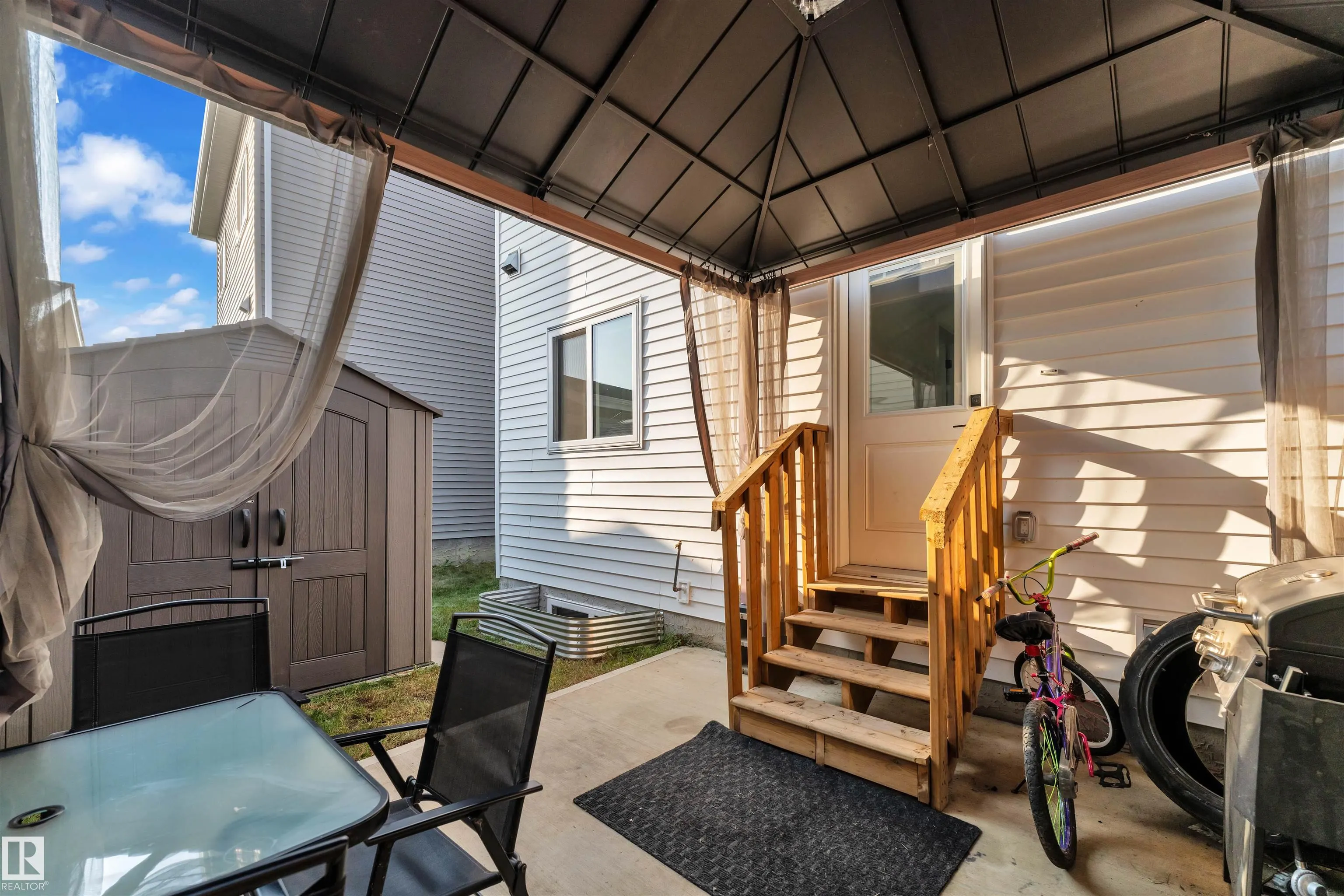 244 ROLSTON Wynd