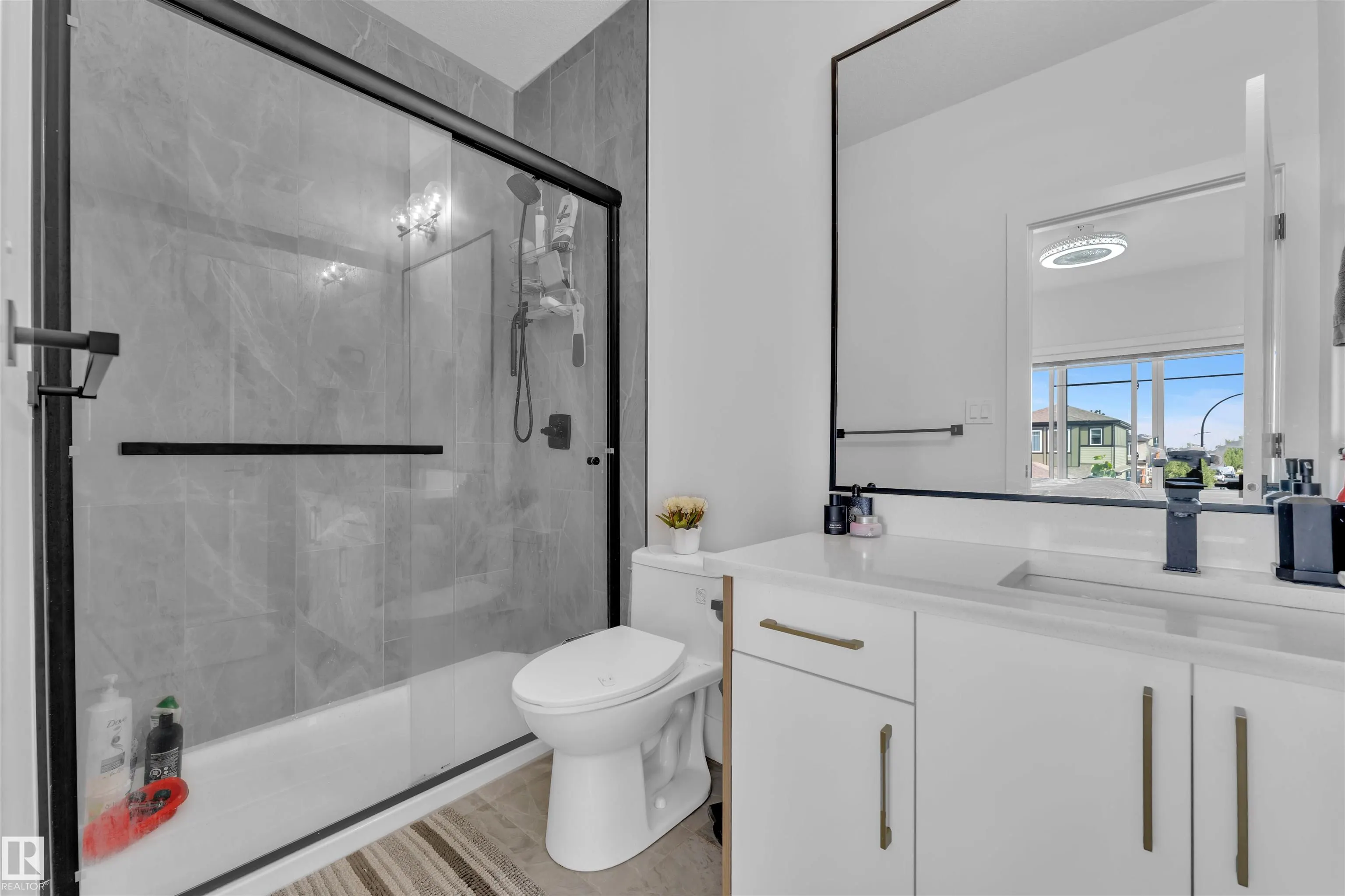 244 ROLSTON Wynd