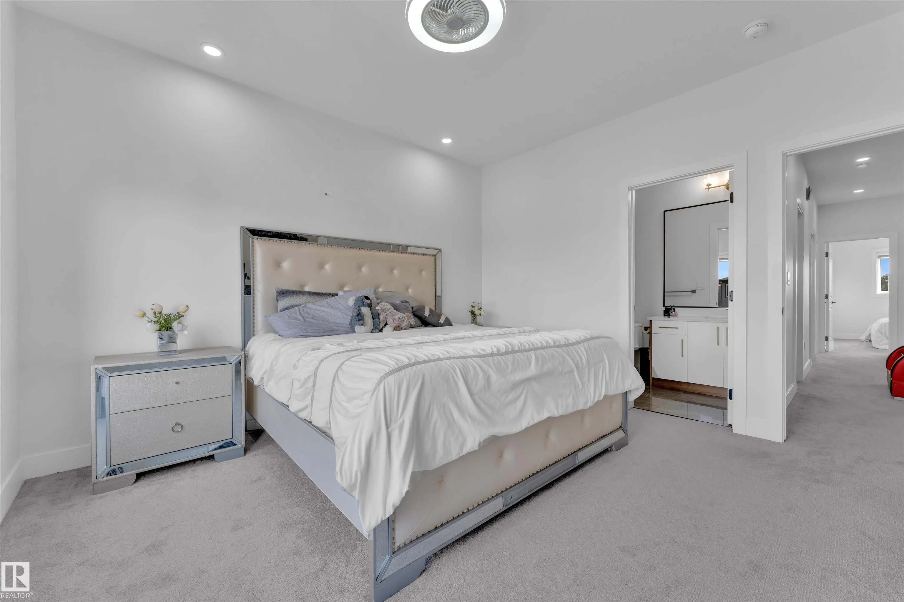 244 ROLSTON Wynd