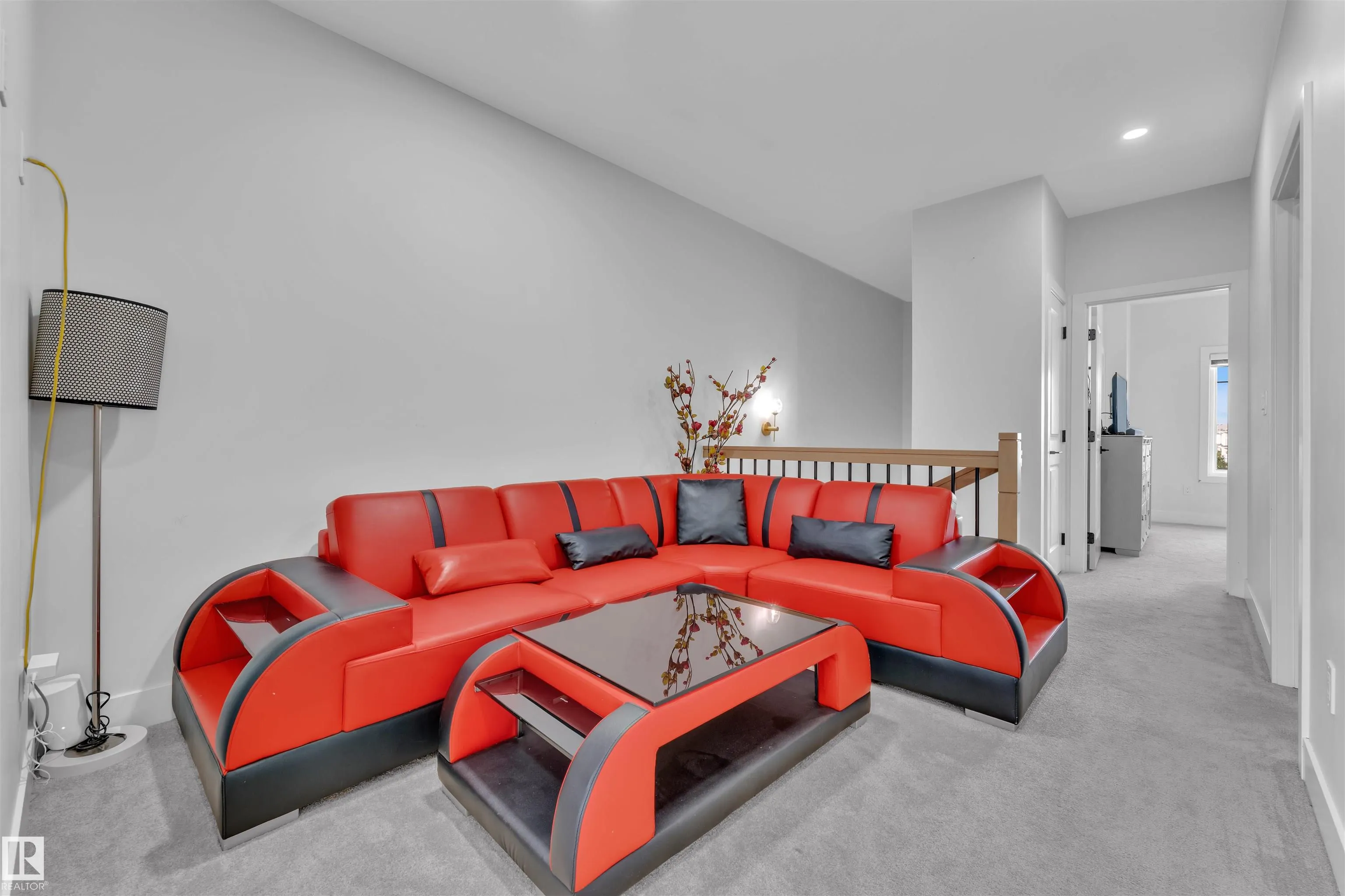244 ROLSTON Wynd