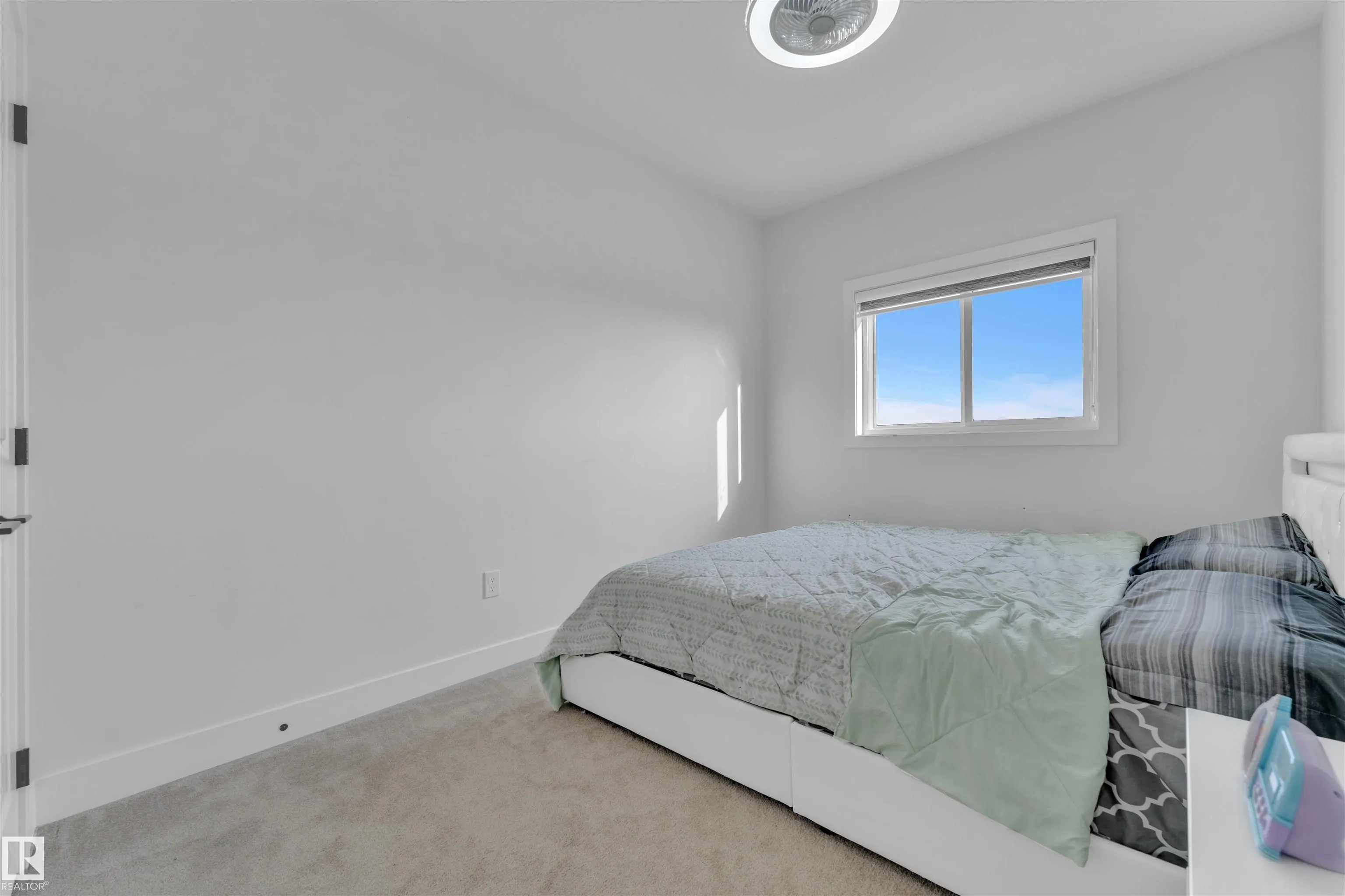 244 ROLSTON Wynd