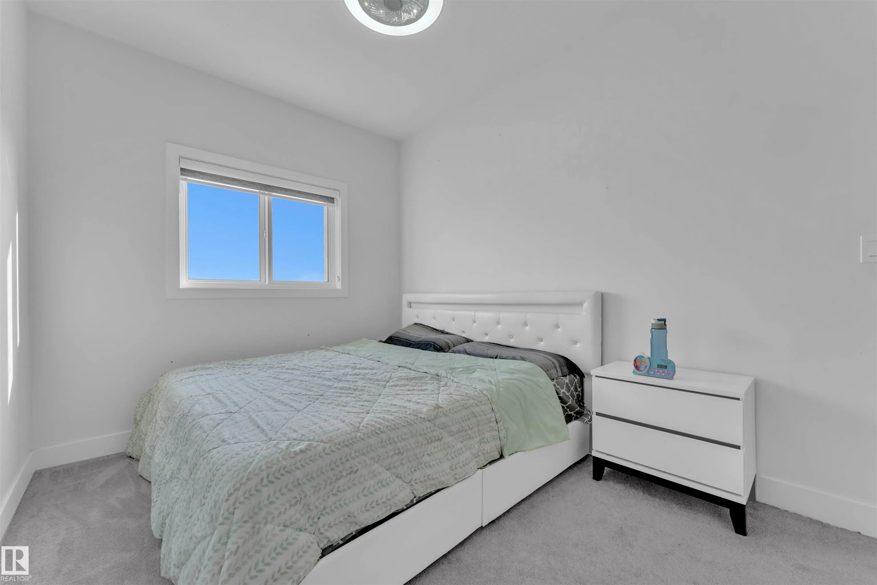 244 ROLSTON Wynd