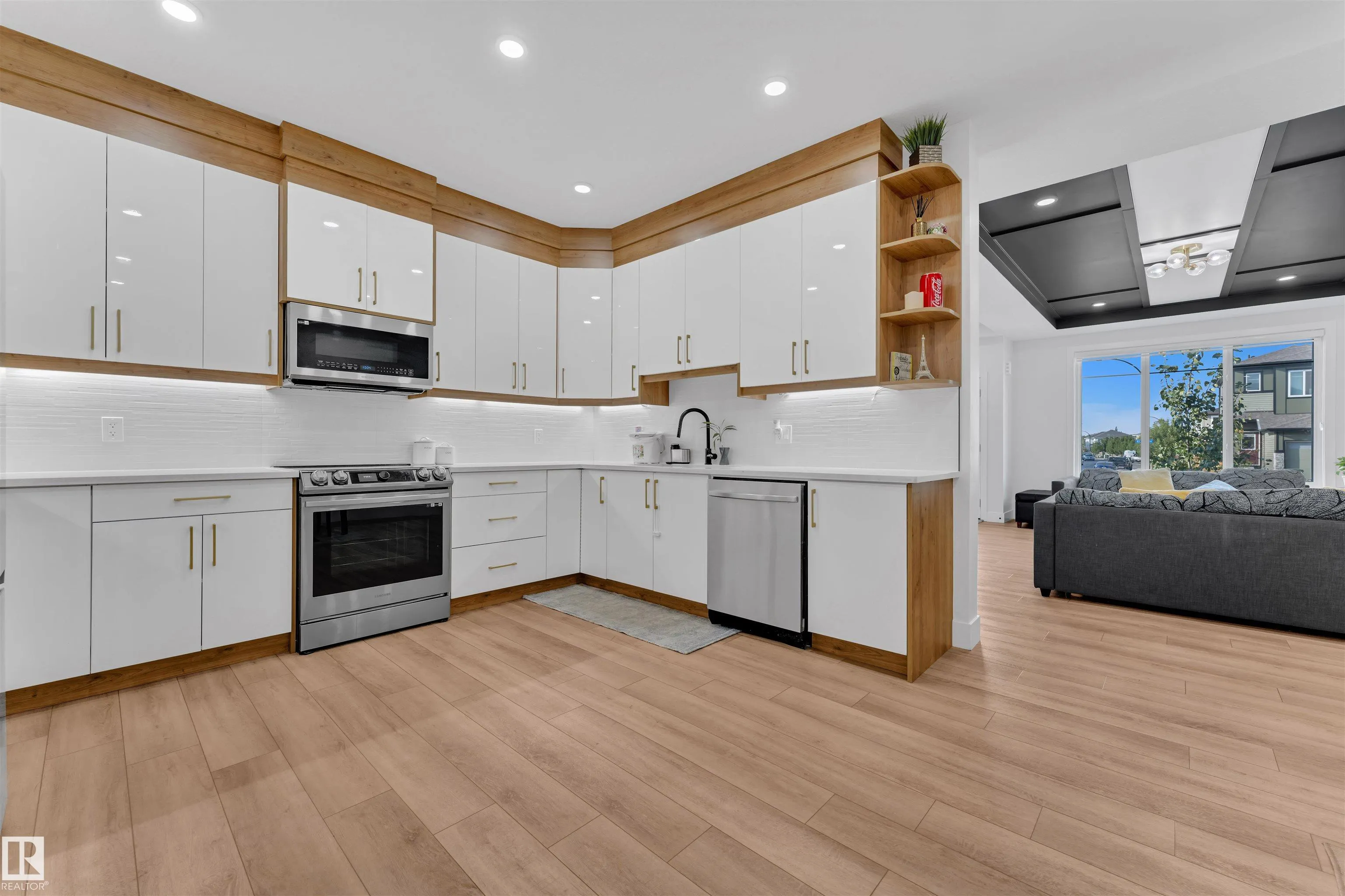 244 ROLSTON Wynd