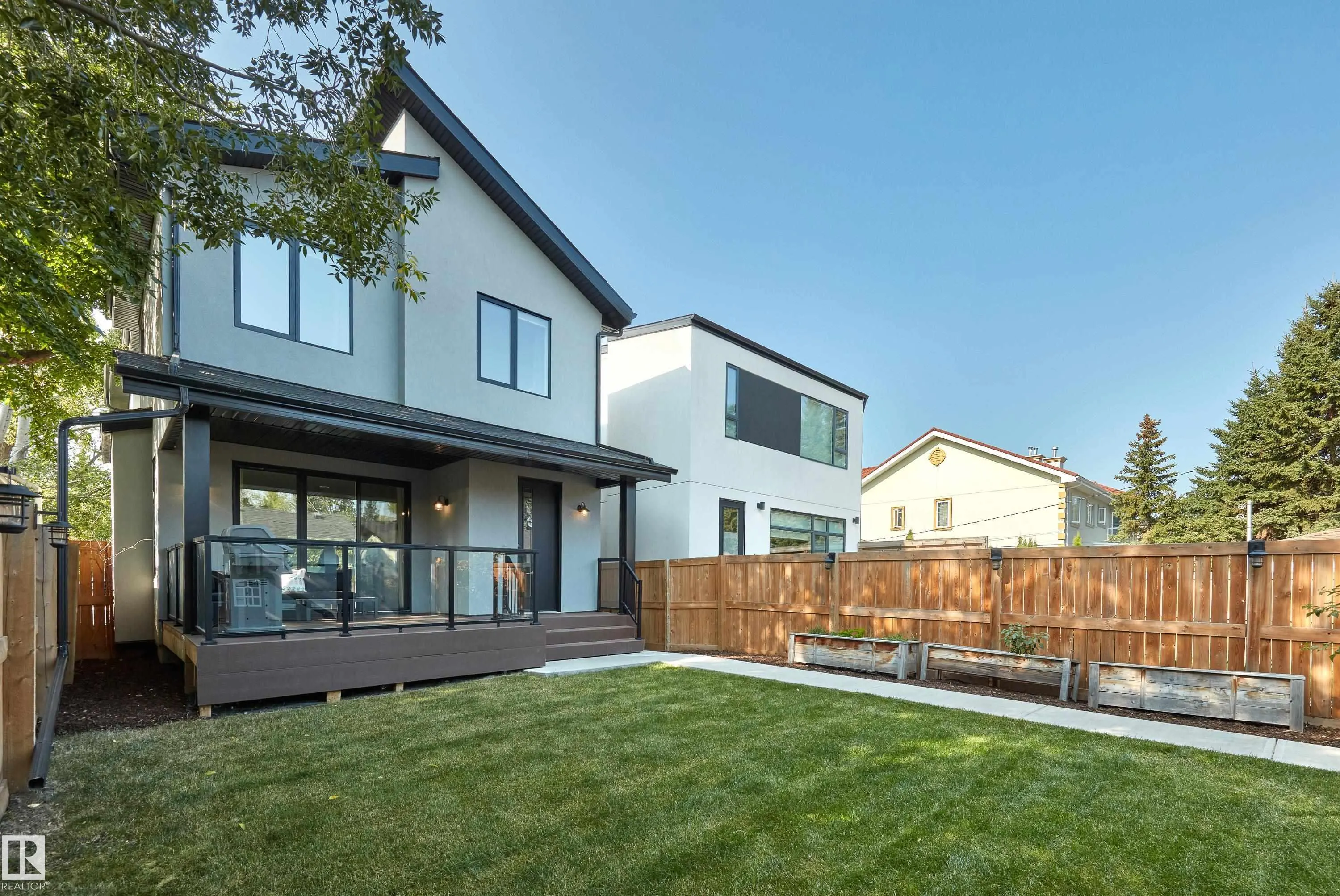 10818A 60 Avenue