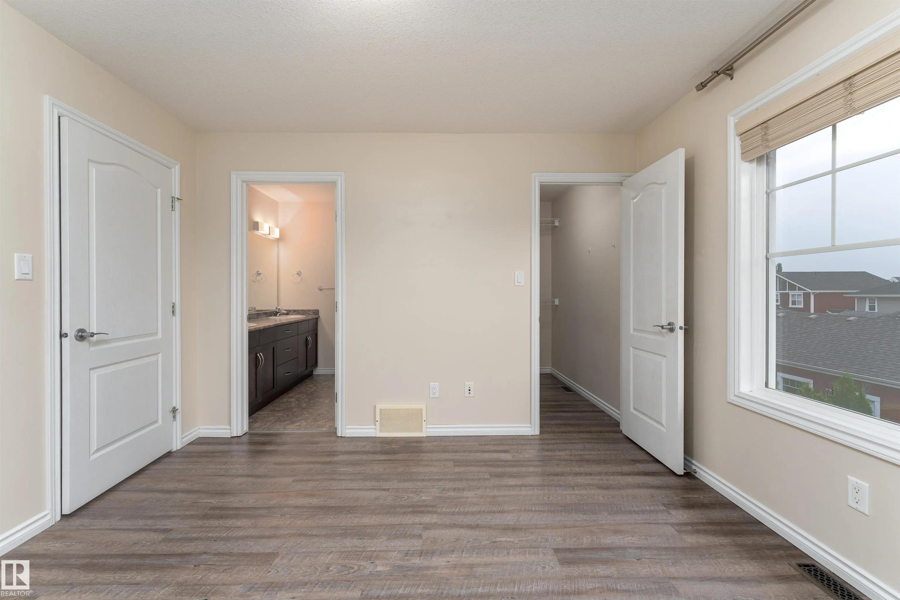 2687 SIR ARTHUR CURRIE Way