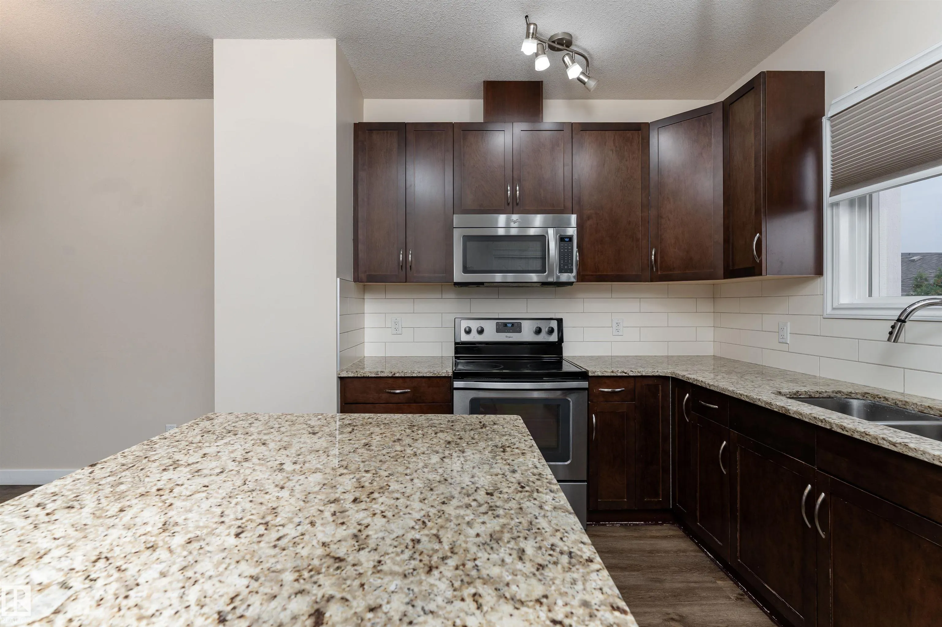 2687 SIR ARTHUR CURRIE Way