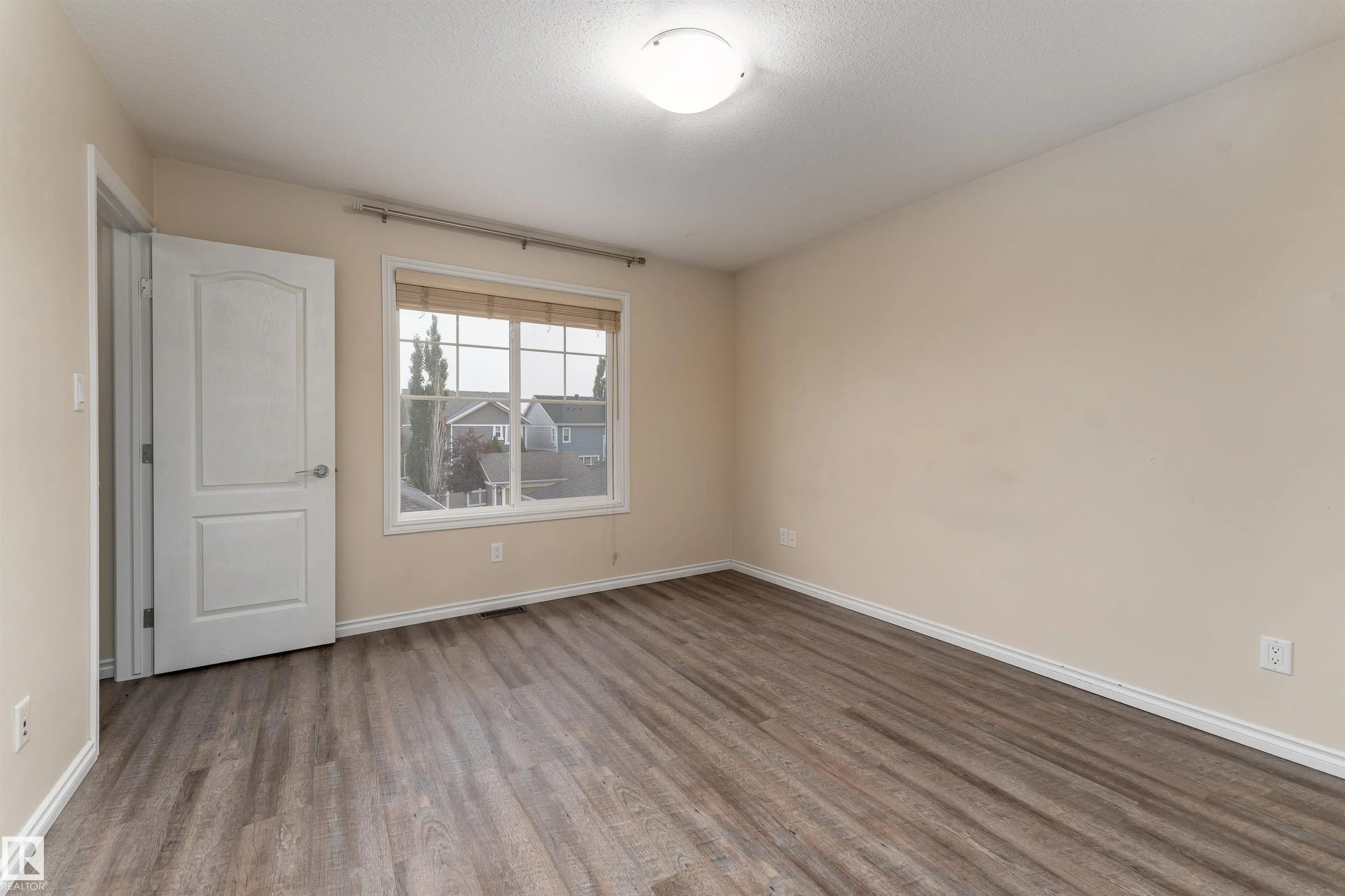 2687 SIR ARTHUR CURRIE Way