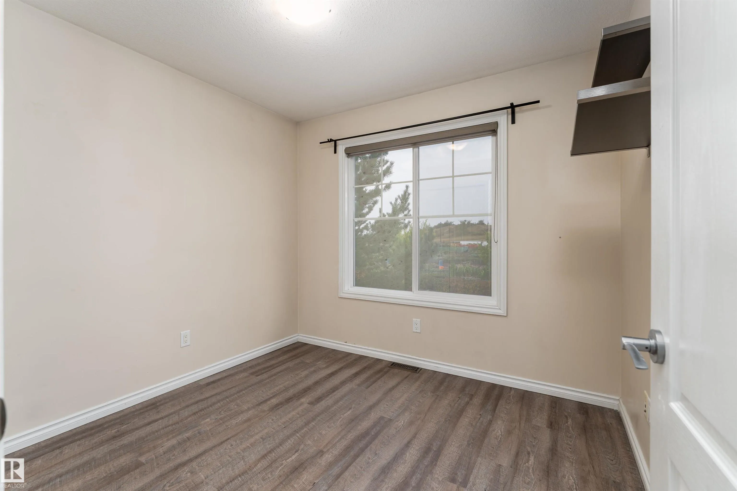 2687 SIR ARTHUR CURRIE Way
