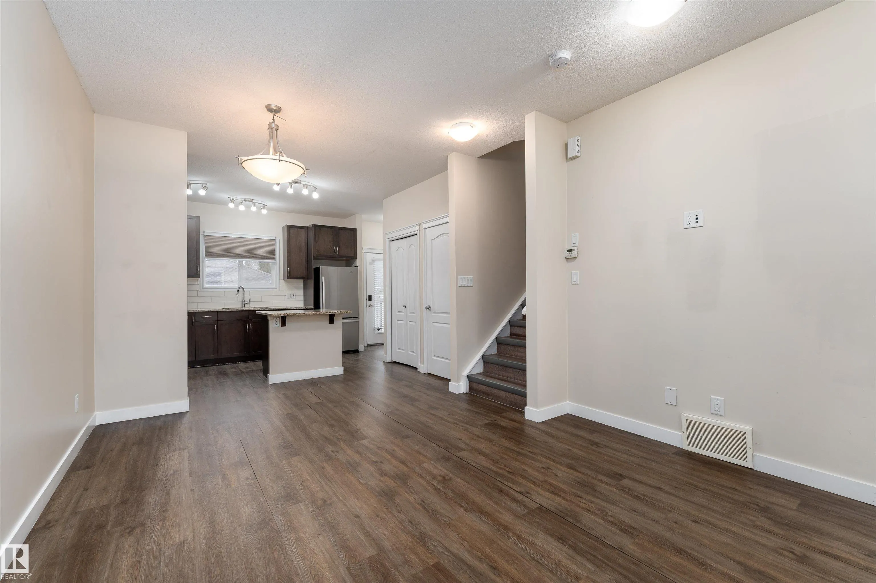 2687 SIR ARTHUR CURRIE Way
