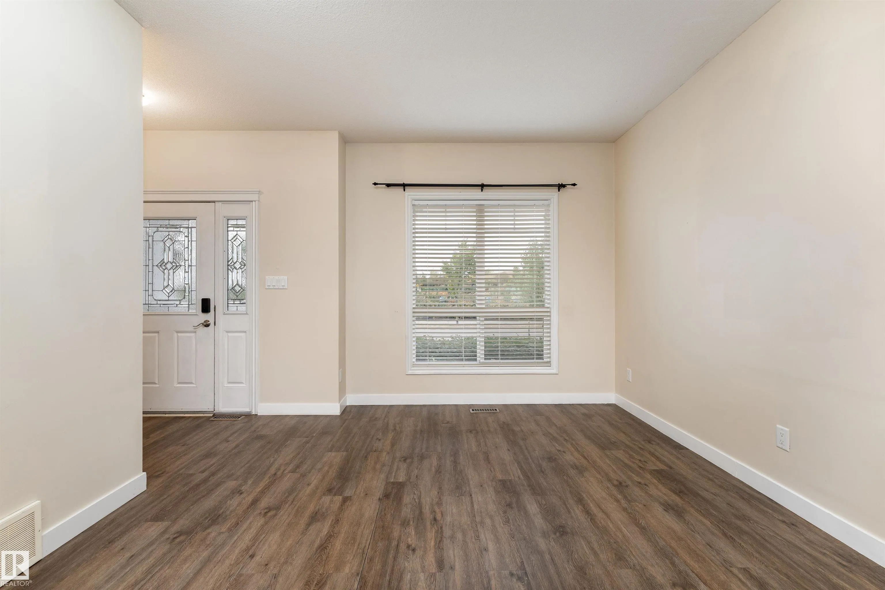 2687 SIR ARTHUR CURRIE Way