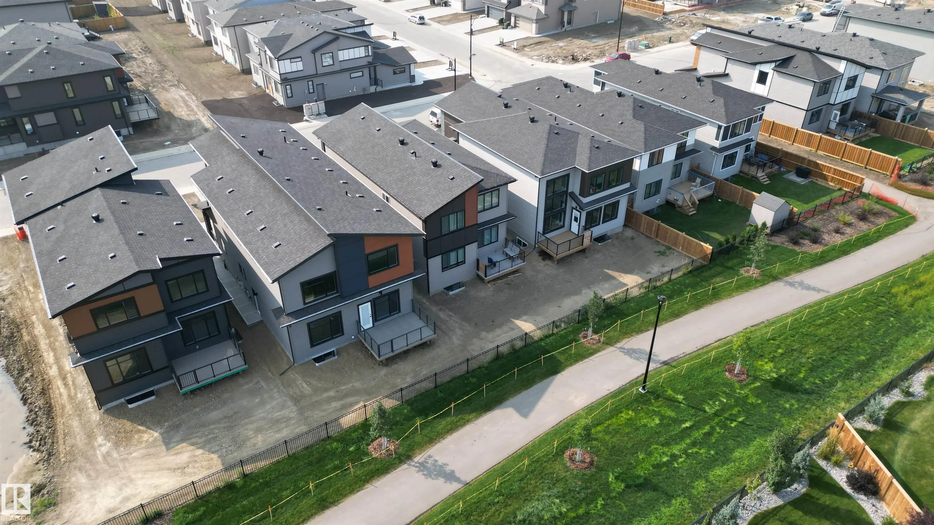 7043 Kiviaq Crescent