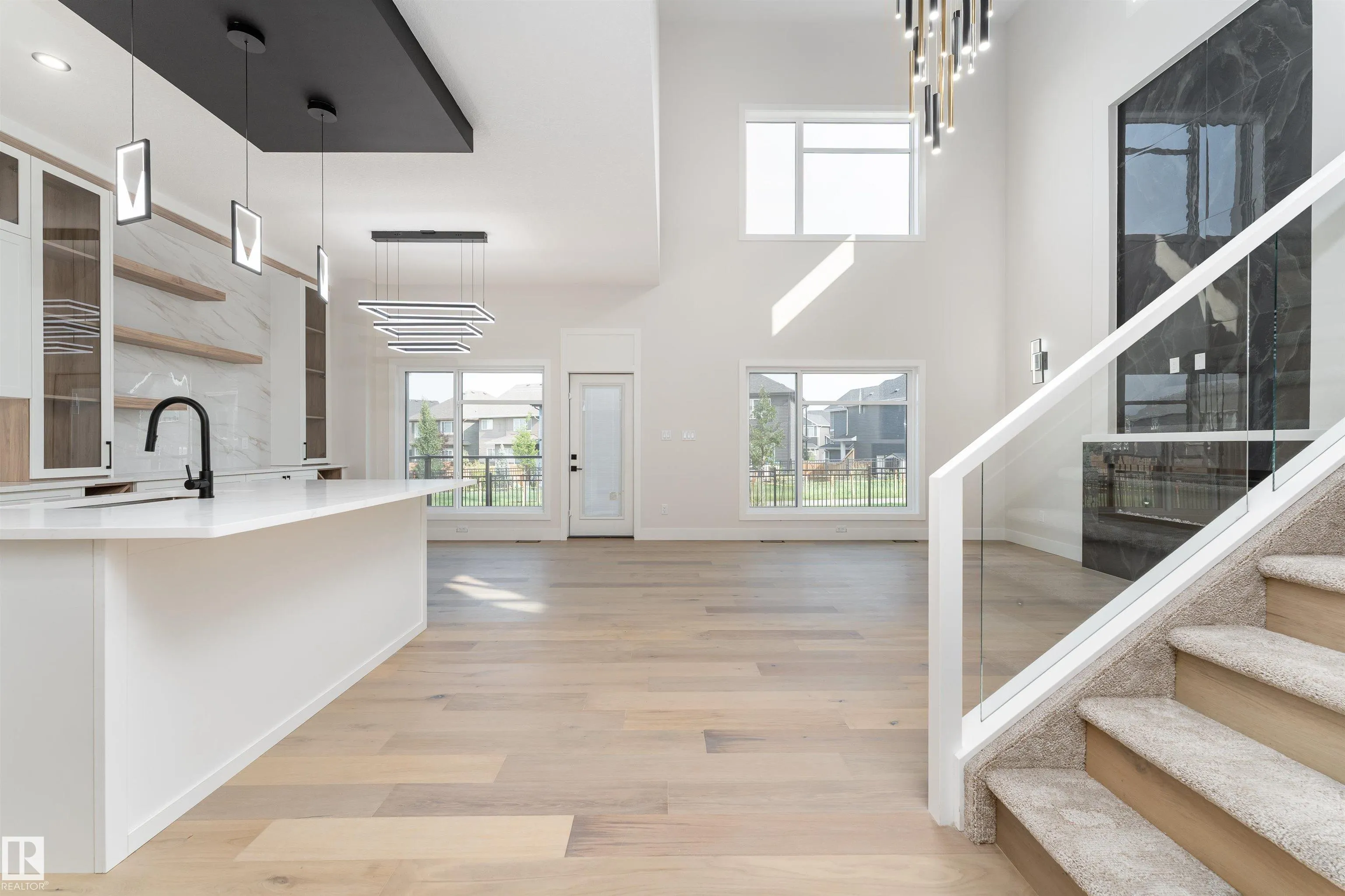 7043 Kiviaq Crescent