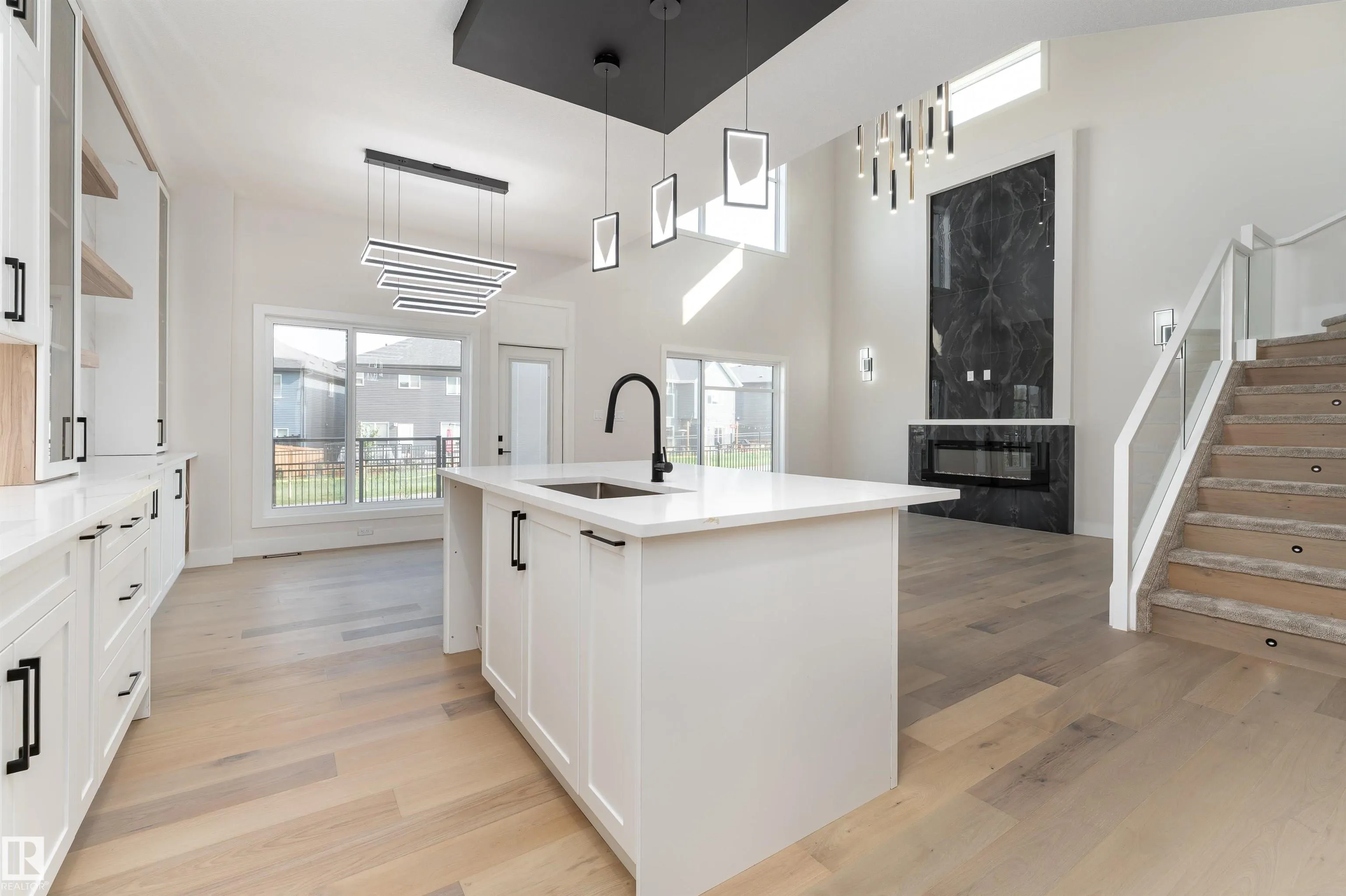 7043 Kiviaq Crescent