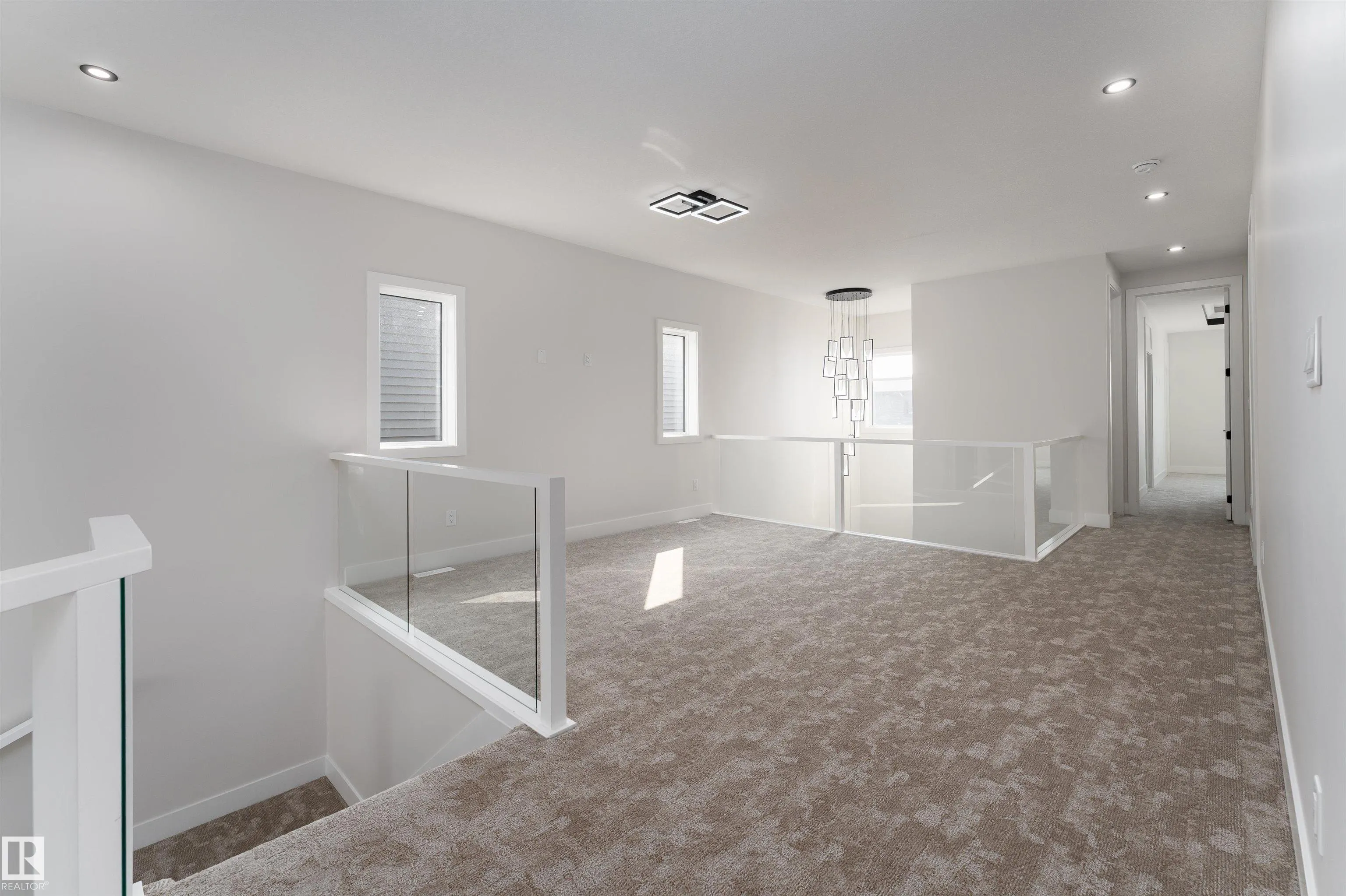 7043 Kiviaq Crescent