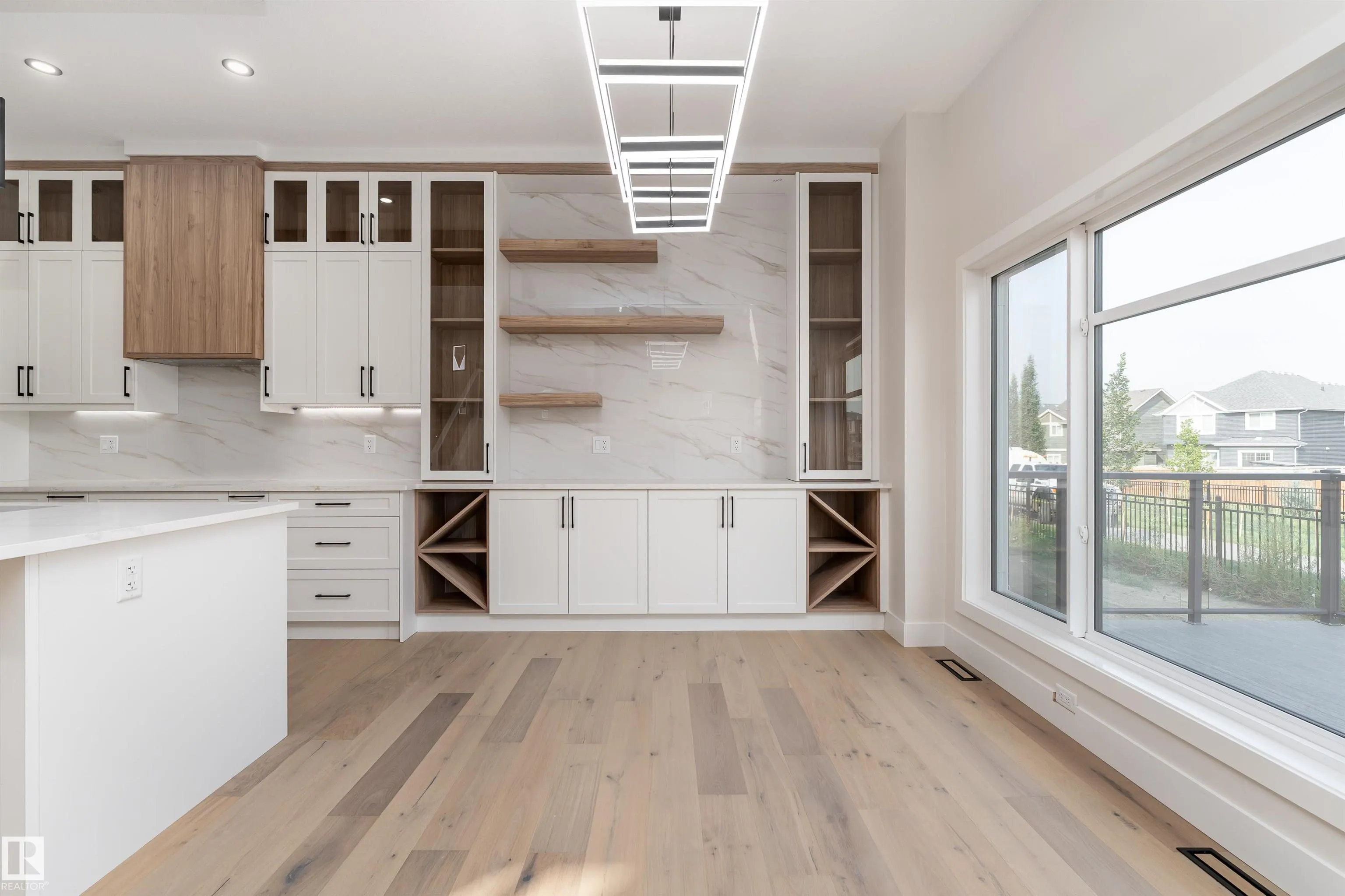 7043 Kiviaq Crescent