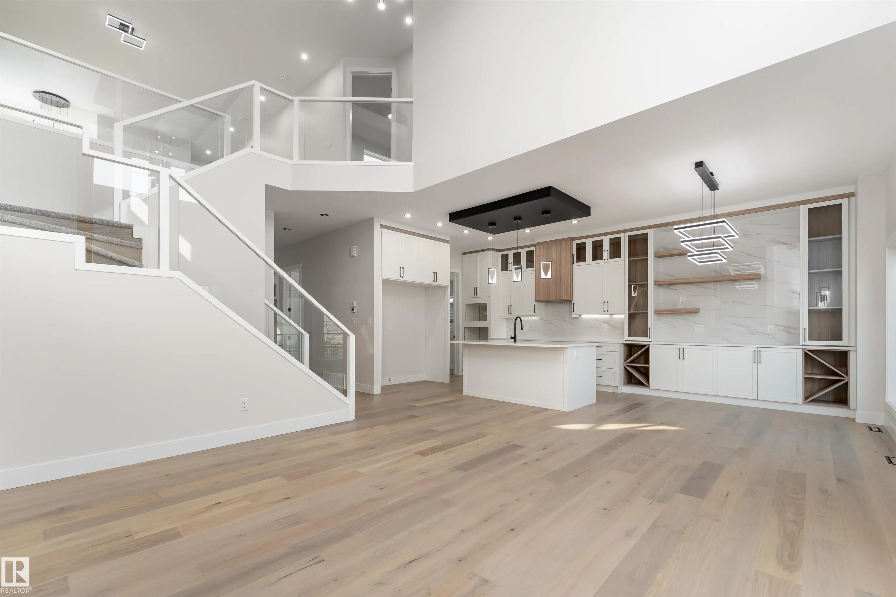 7043 Kiviaq Crescent