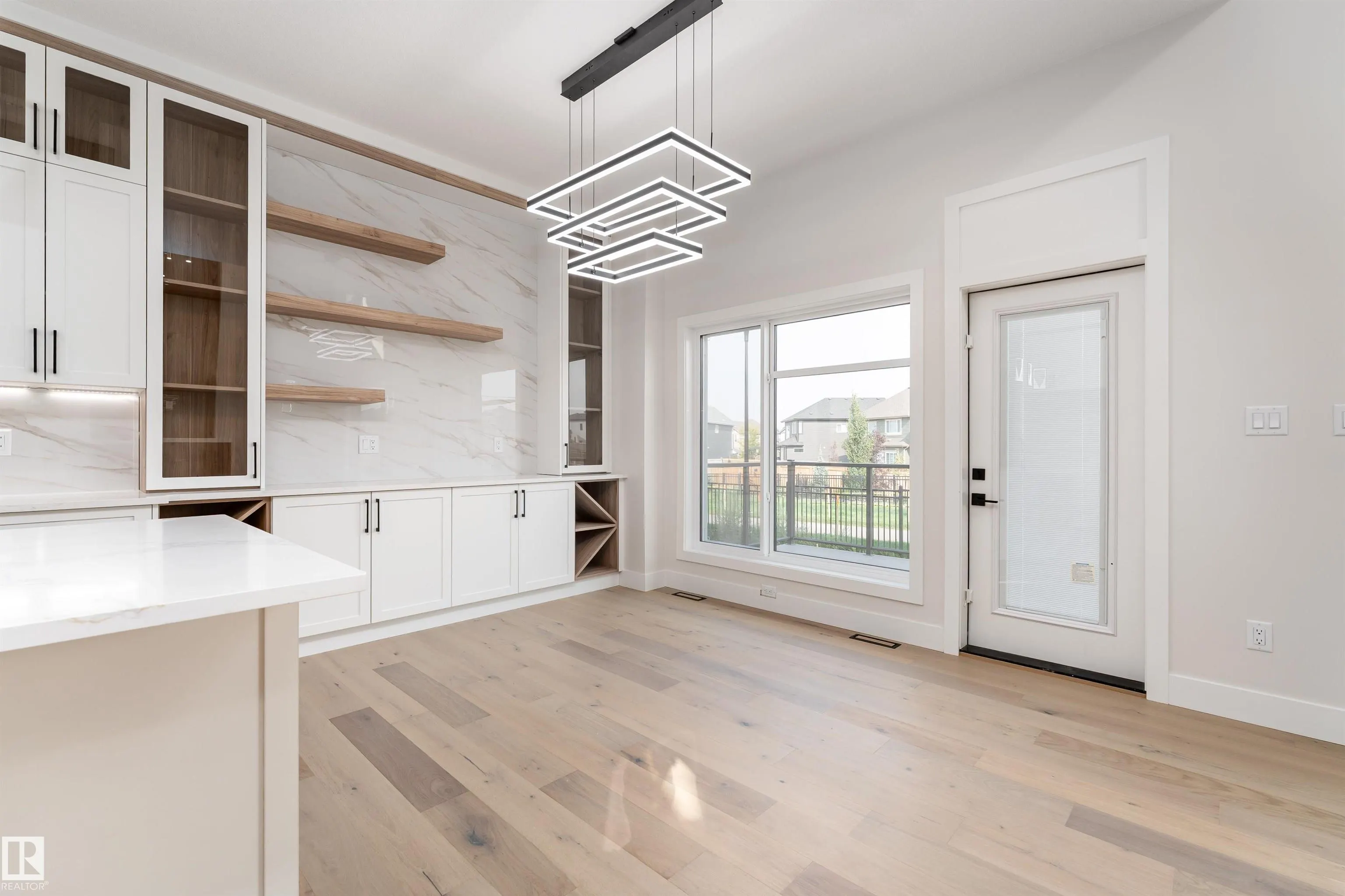 7043 Kiviaq Crescent