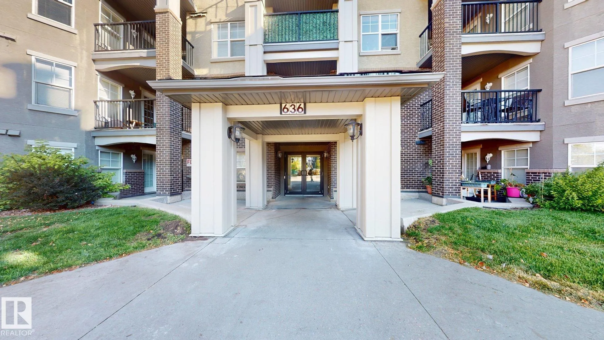 636 MCALLISTER Loop