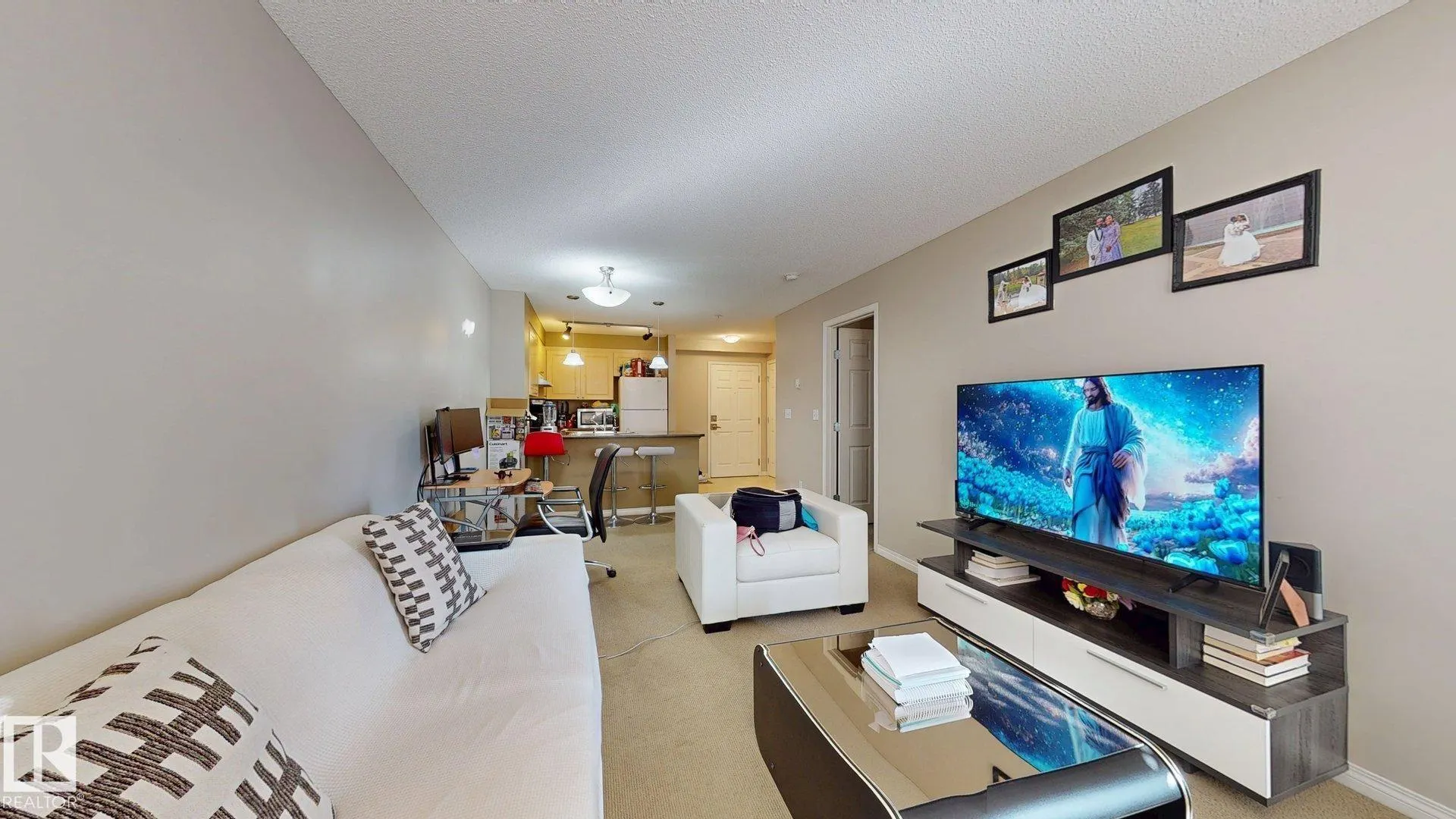 636 MCALLISTER Loop