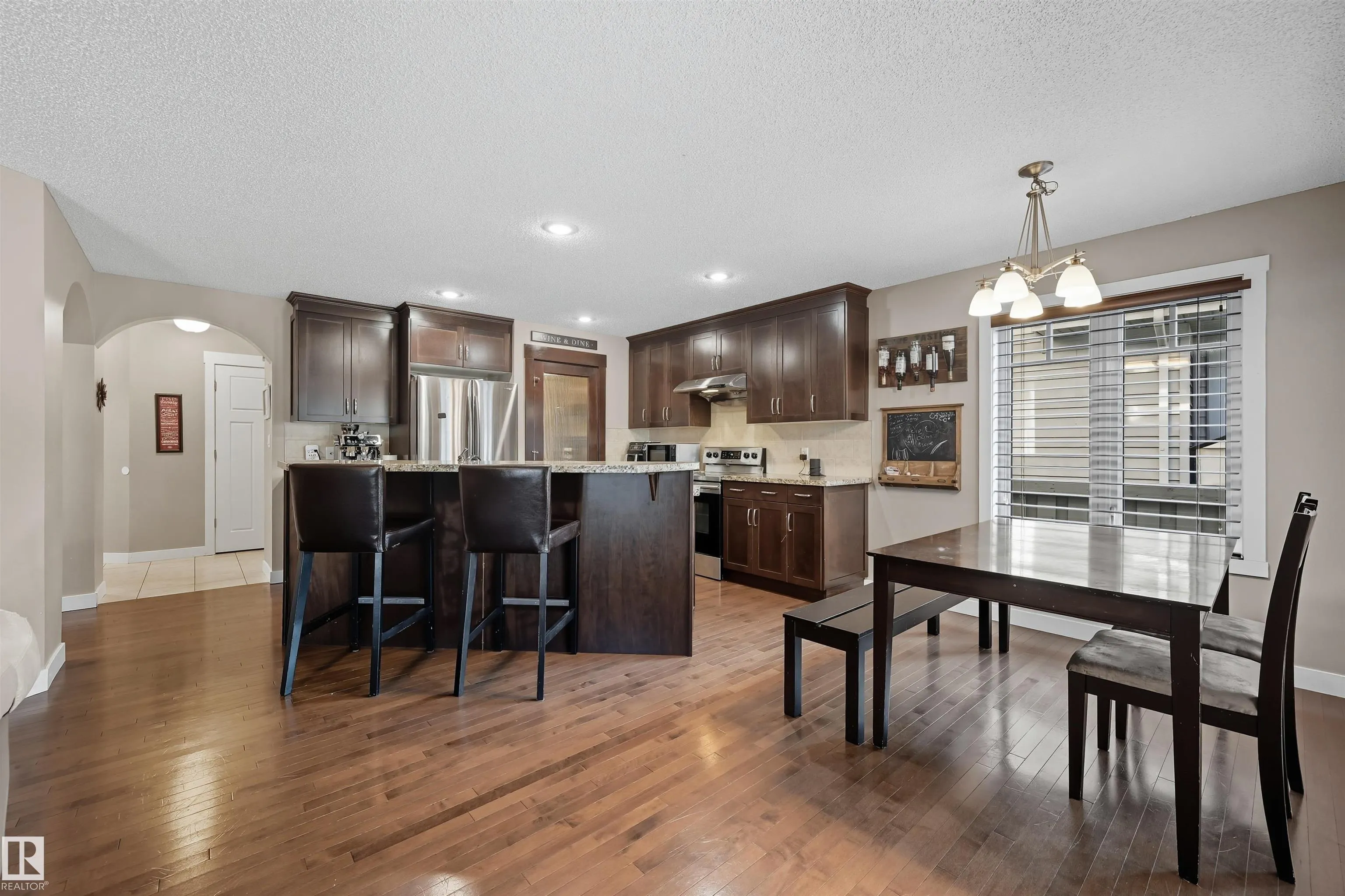 2608 ANDERSON Crescent