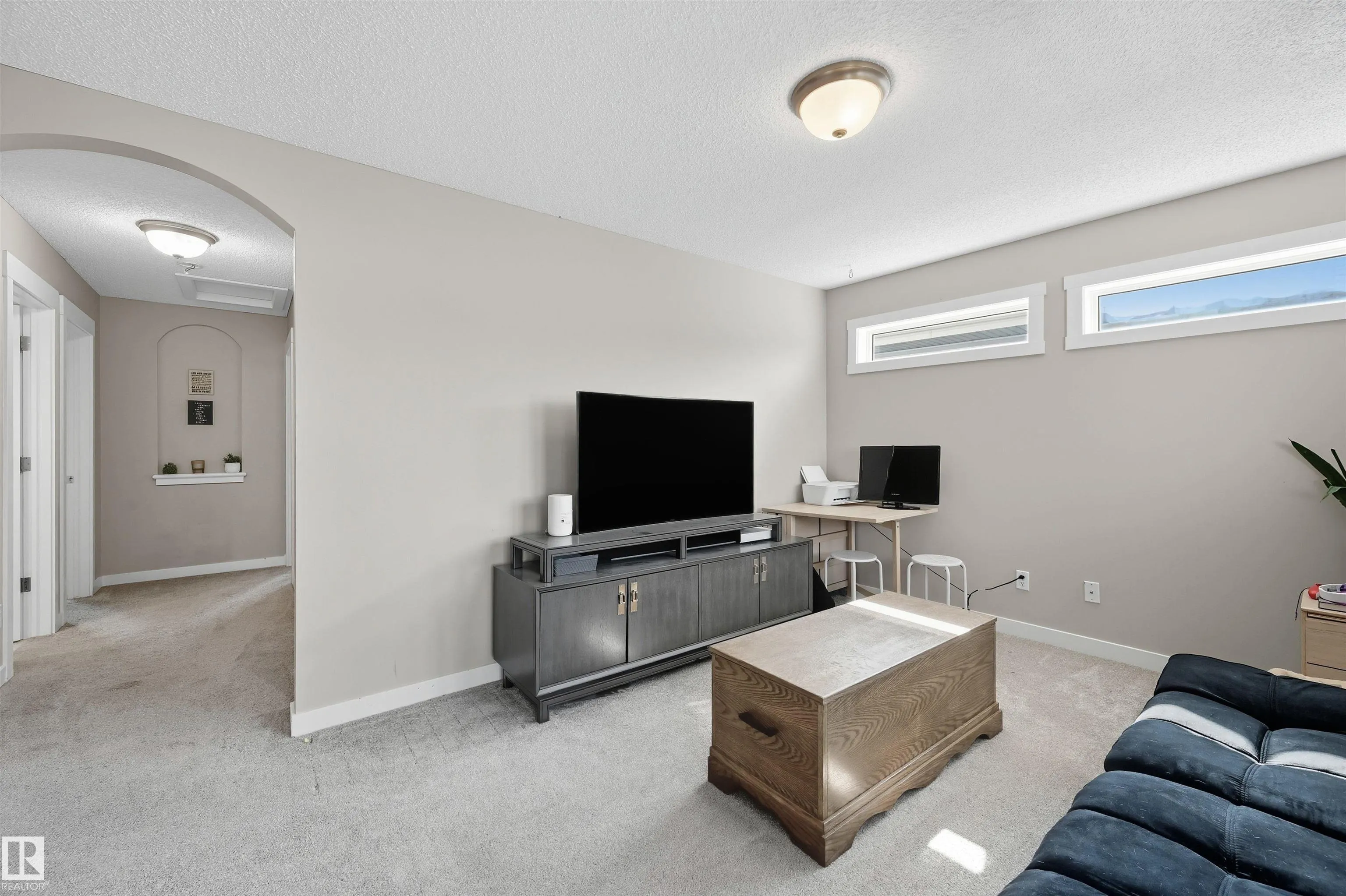 2608 ANDERSON Crescent