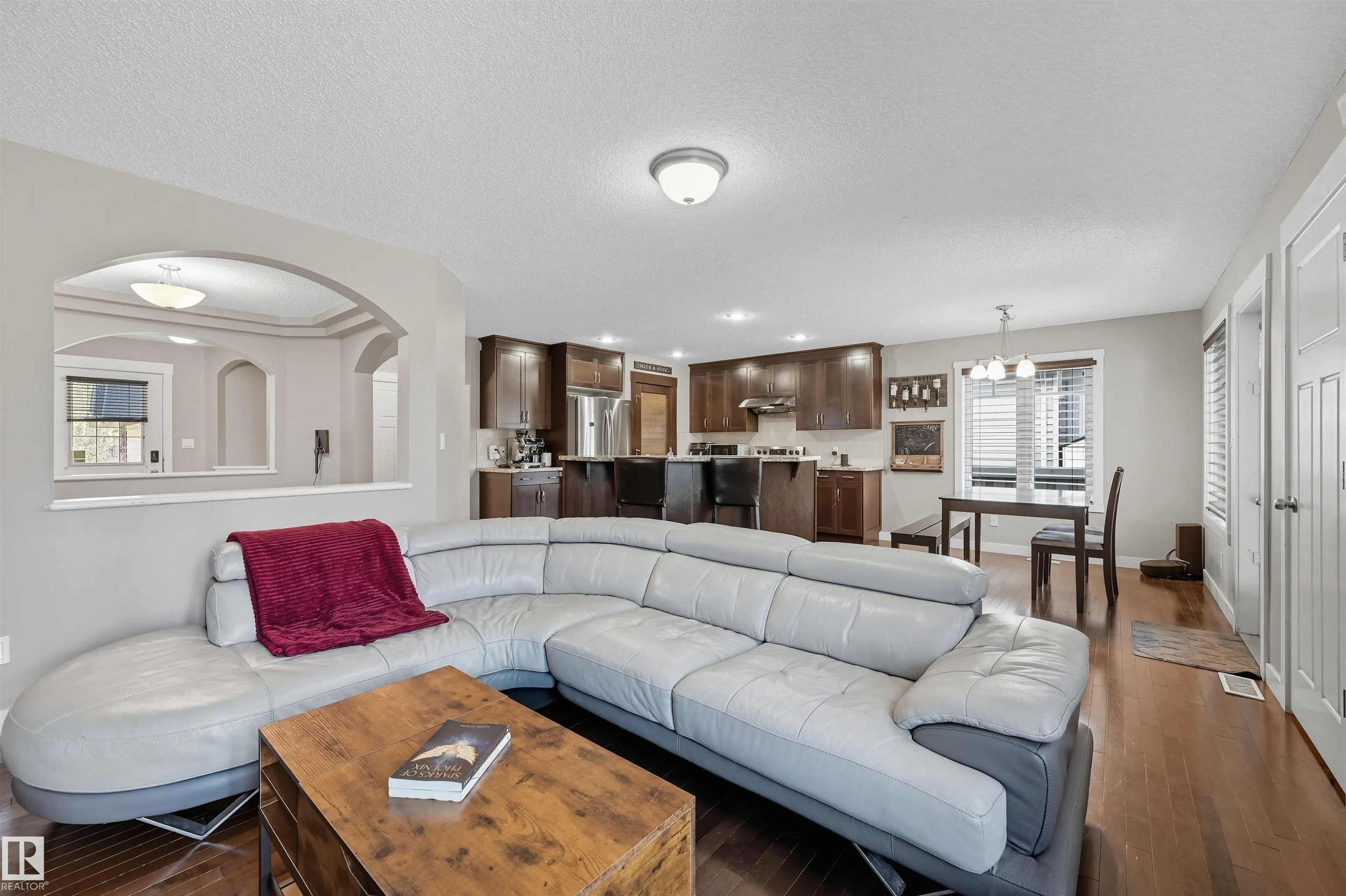 2608 ANDERSON Crescent