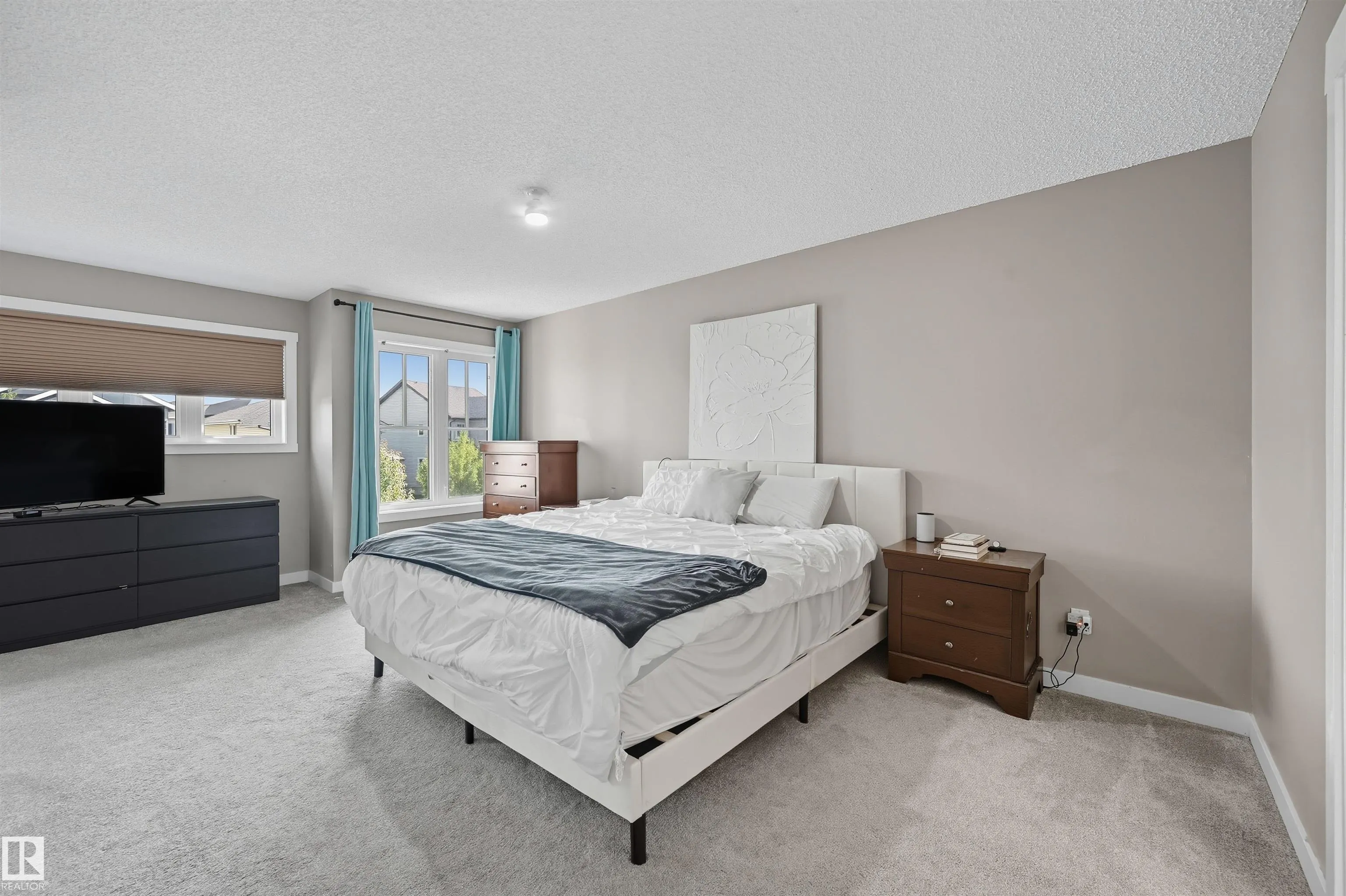 2608 ANDERSON Crescent