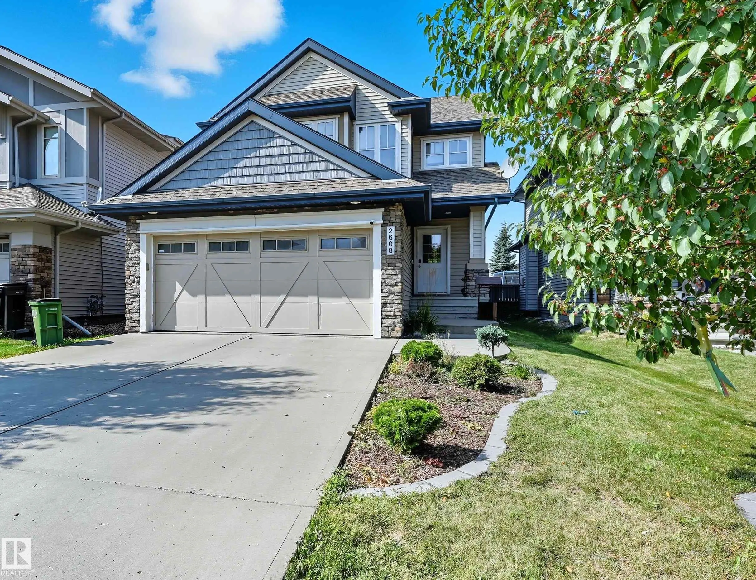 2608 ANDERSON Crescent