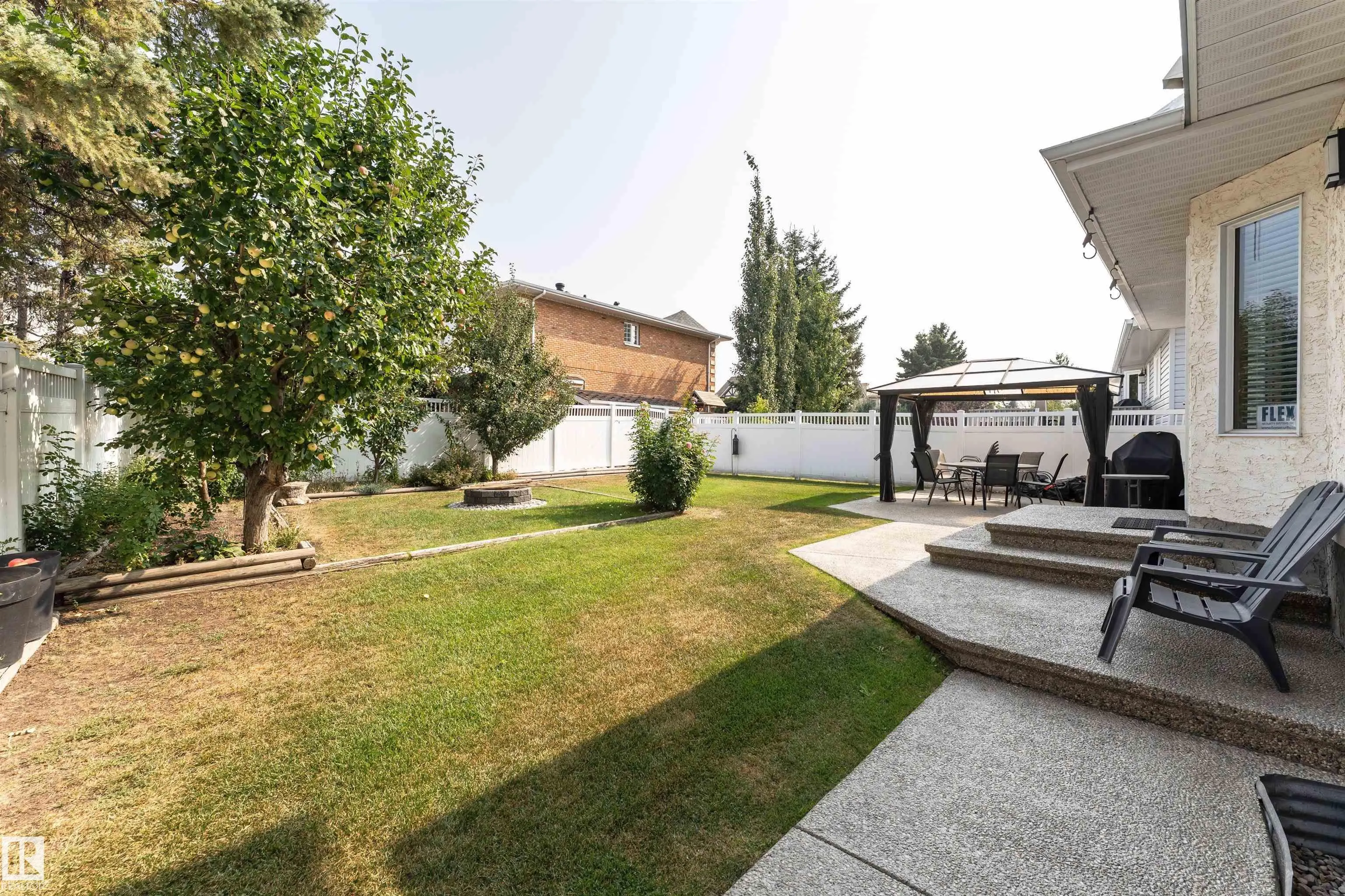 15707 72 Street
