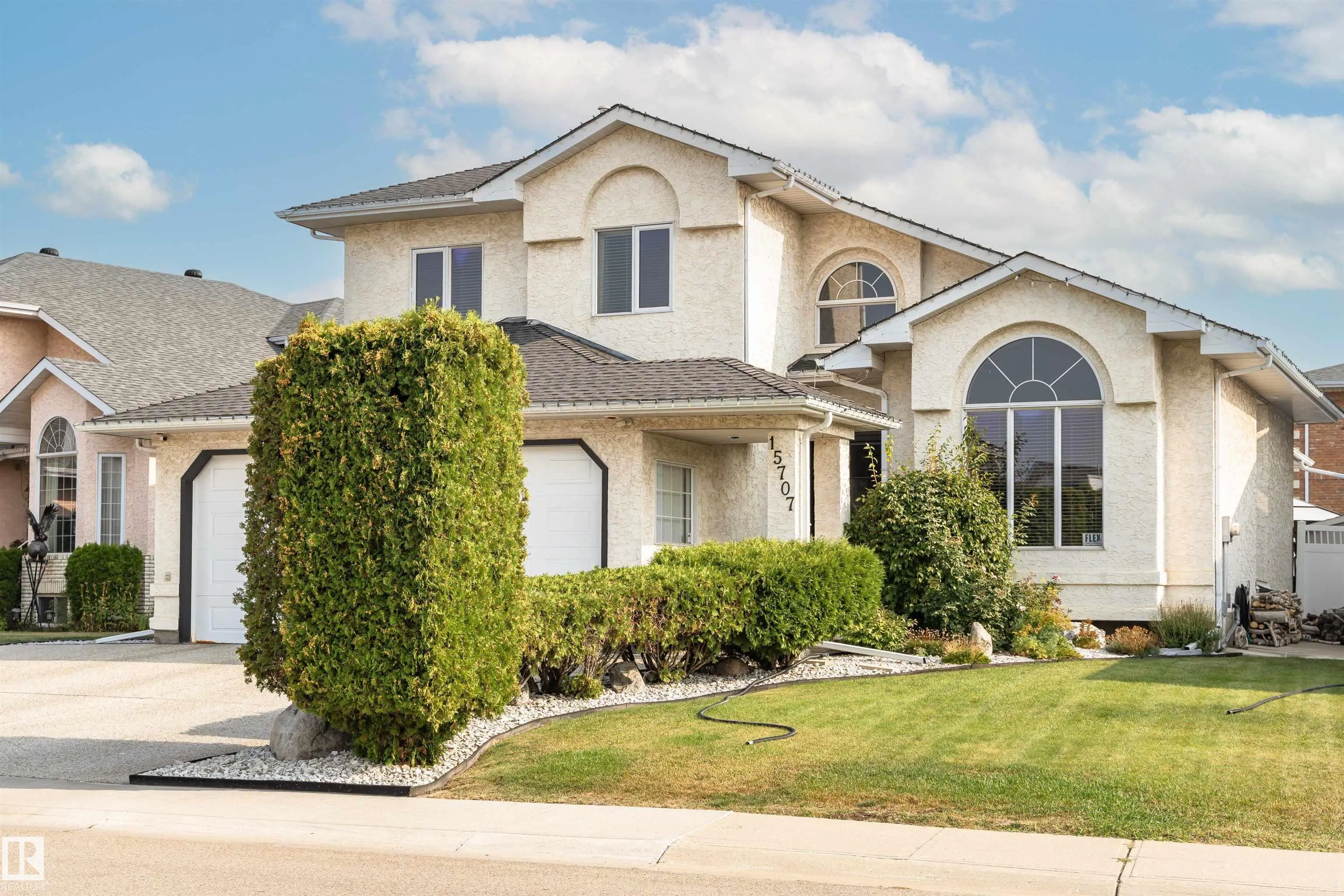 15707 72 Street