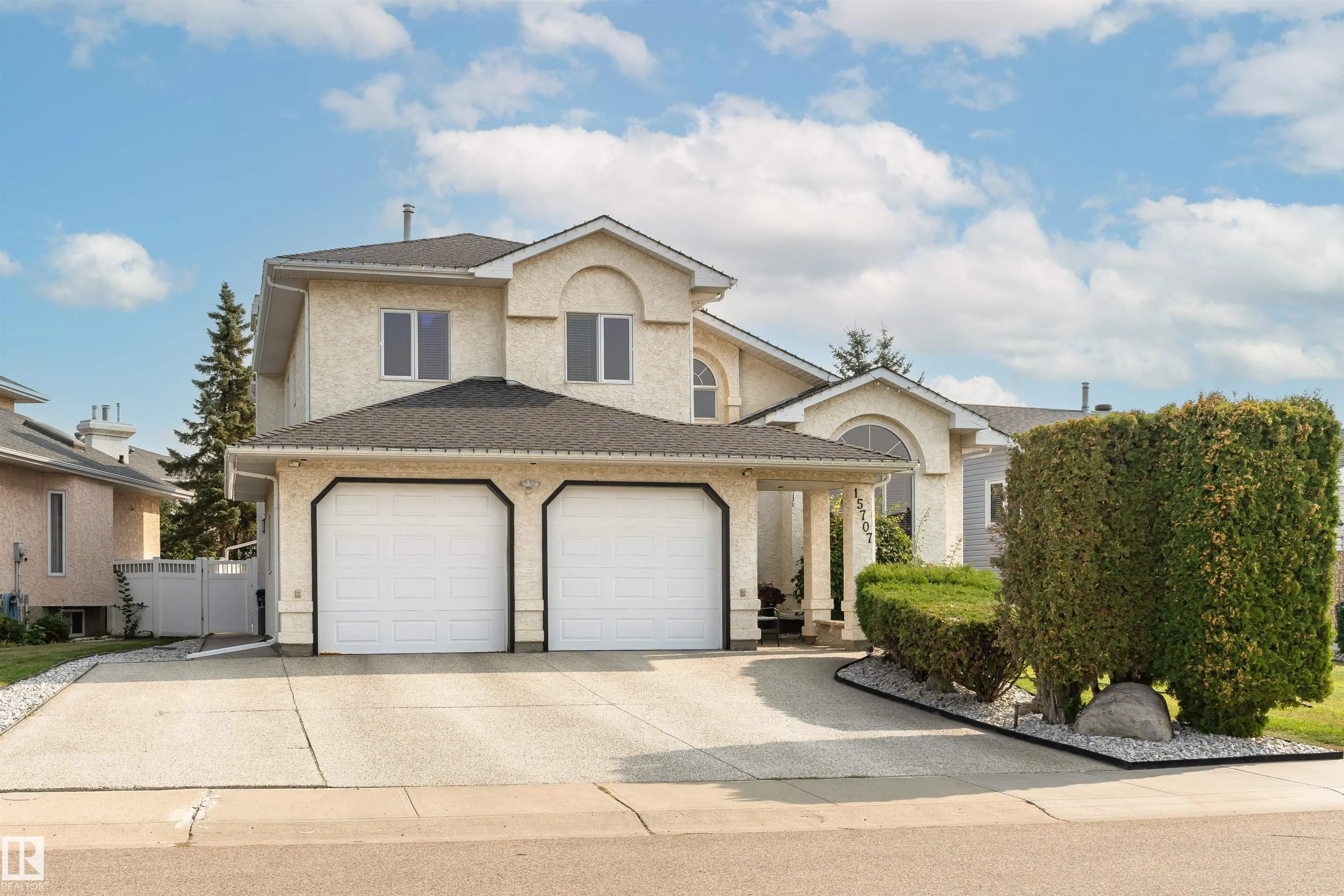 15707 72 Street