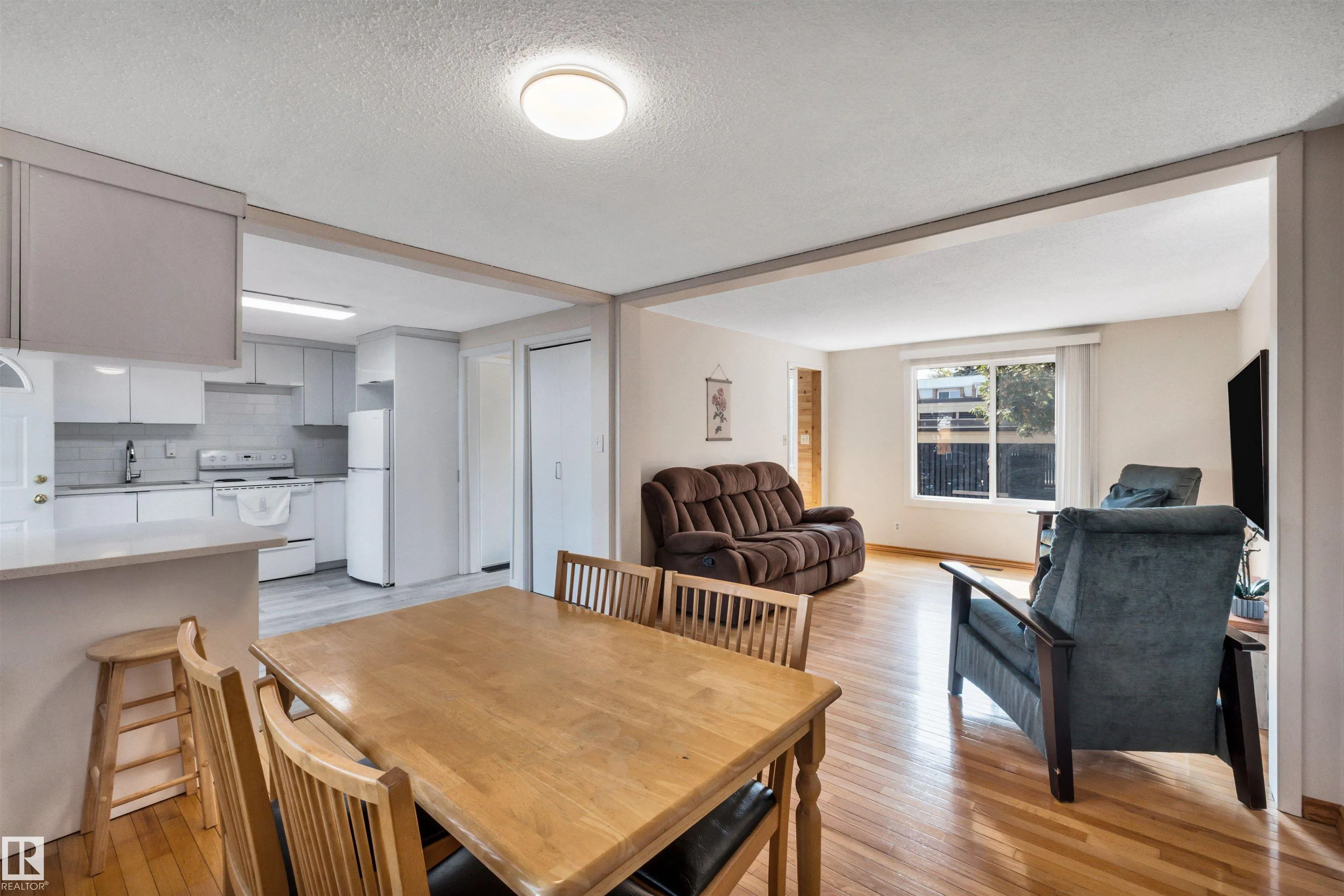 115 RIDGEWOOD Terrace